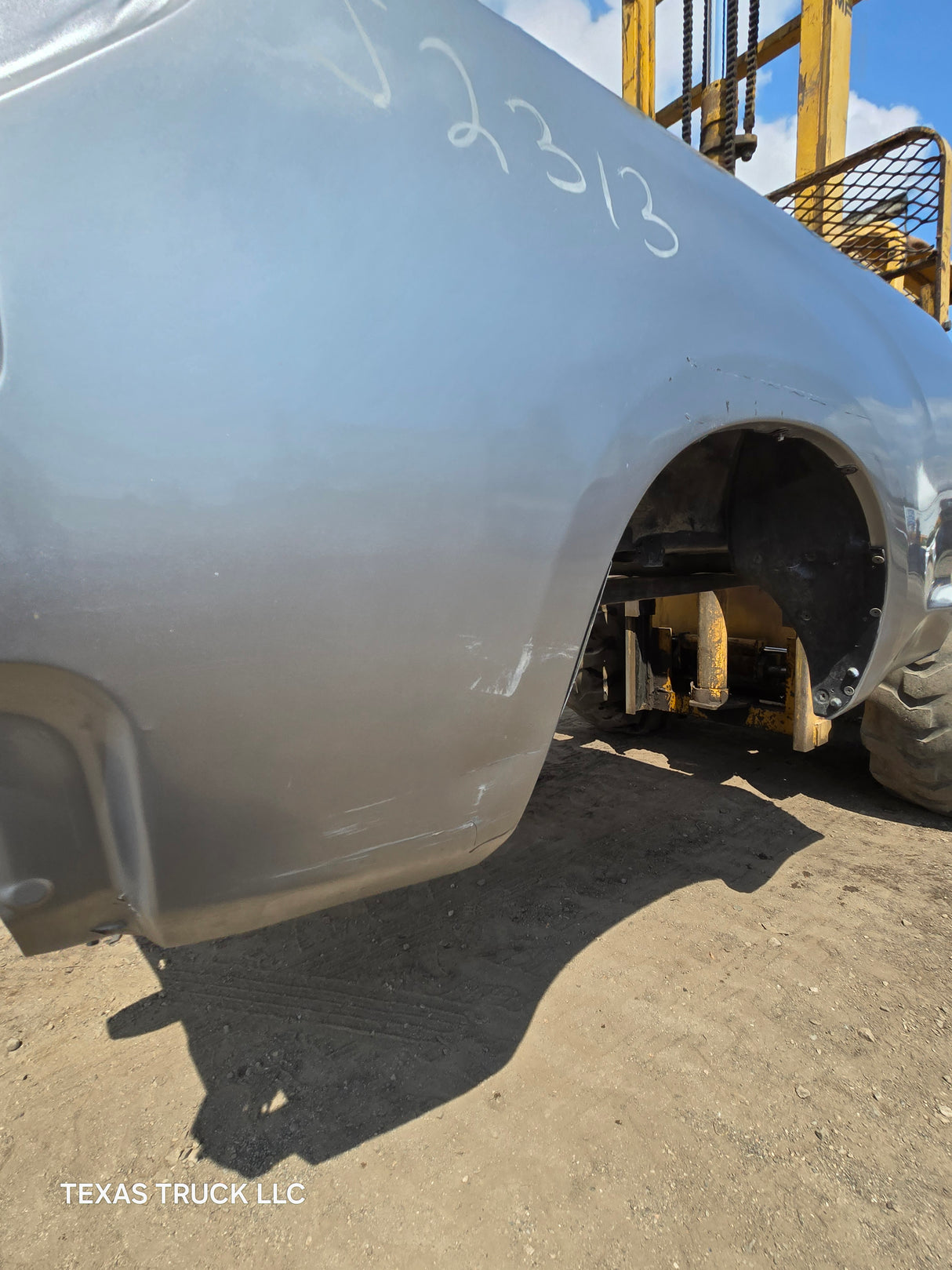 2007-2013 Toyota Tundra 6' 6" Short Truck Bed - Silver