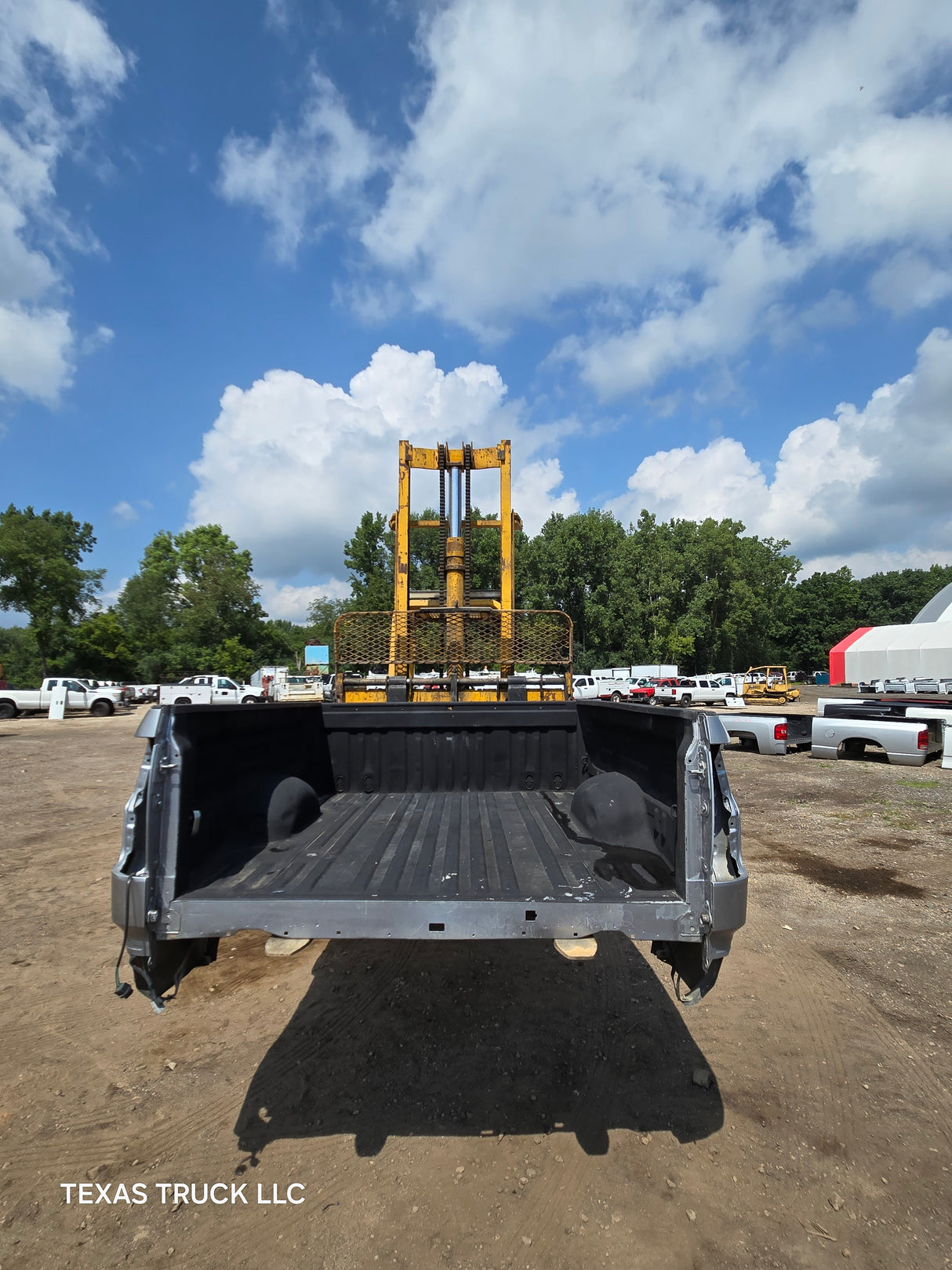 2007-2013 Toyota Tundra 6' 6" Short Truck Bed - Silver