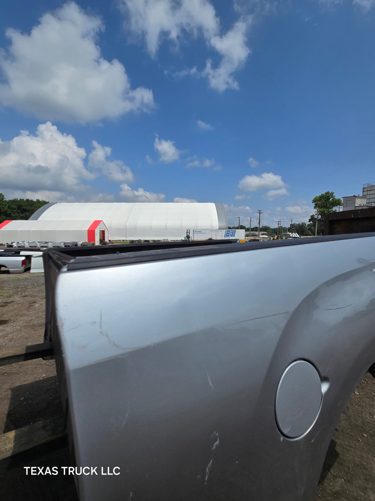 2007-2013 Toyota Tundra 6' 6" Short Truck Bed - Silver