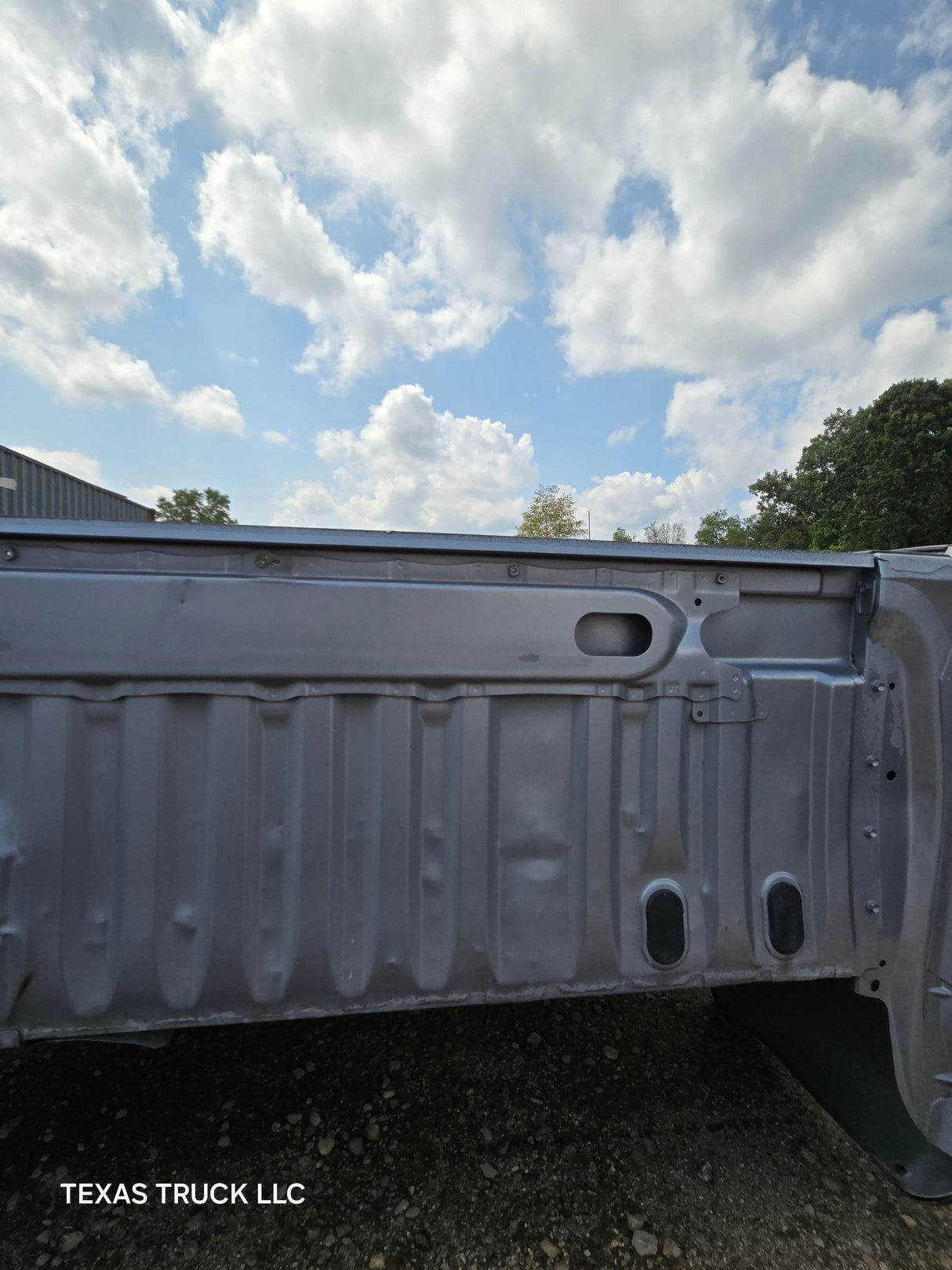 2007-2013 Toyota Tundra 6' 6" Short Truck Bed - Silver