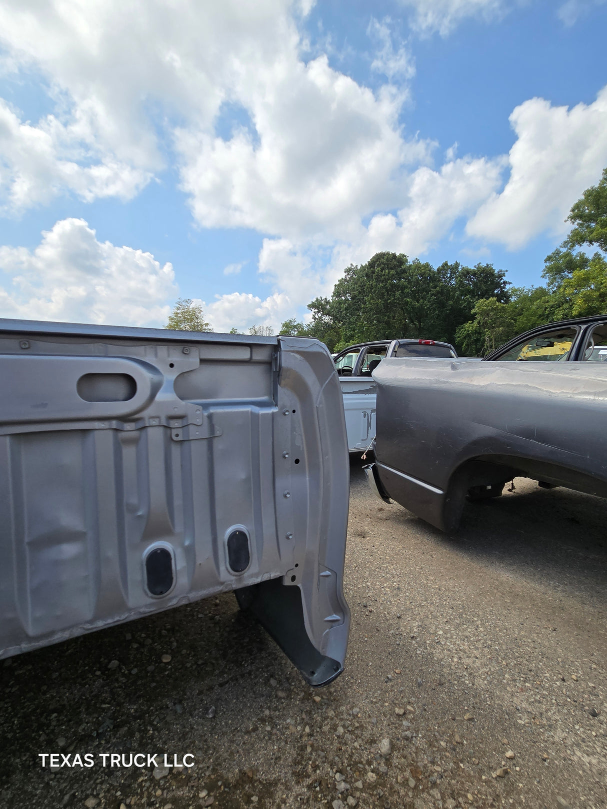 2007-2013 Toyota Tundra 6' 6" Short Truck Bed - Silver