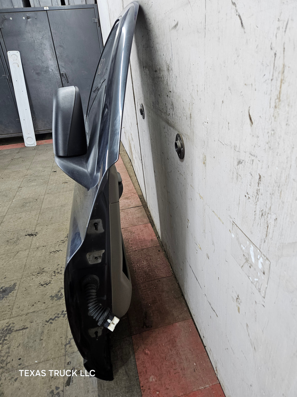 2003-2008 Dodge Ram 3rd Gen Passenger Side Front Quad Cab Crew Cab Door 1500 2500 3500 4500 5500