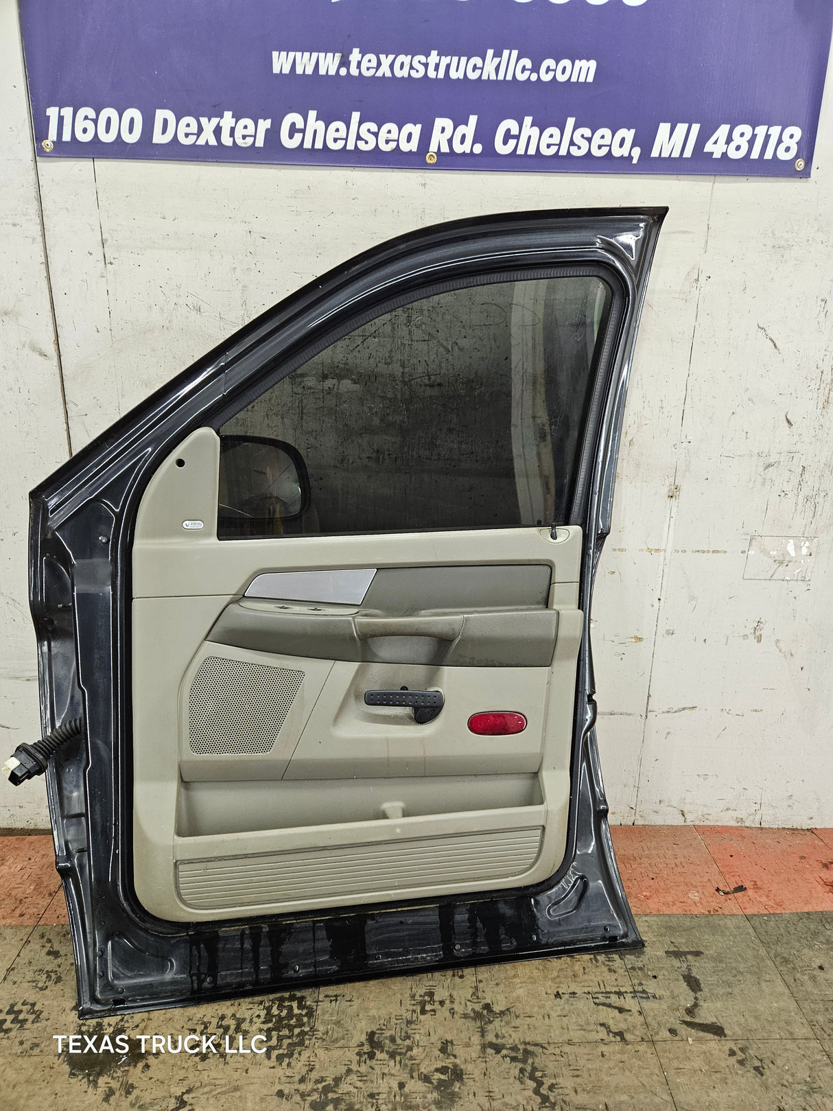 2003-2008 Dodge Ram 3rd Gen Passenger Side Front Quad Cab Crew Cab Door 1500 2500 3500 4500 5500