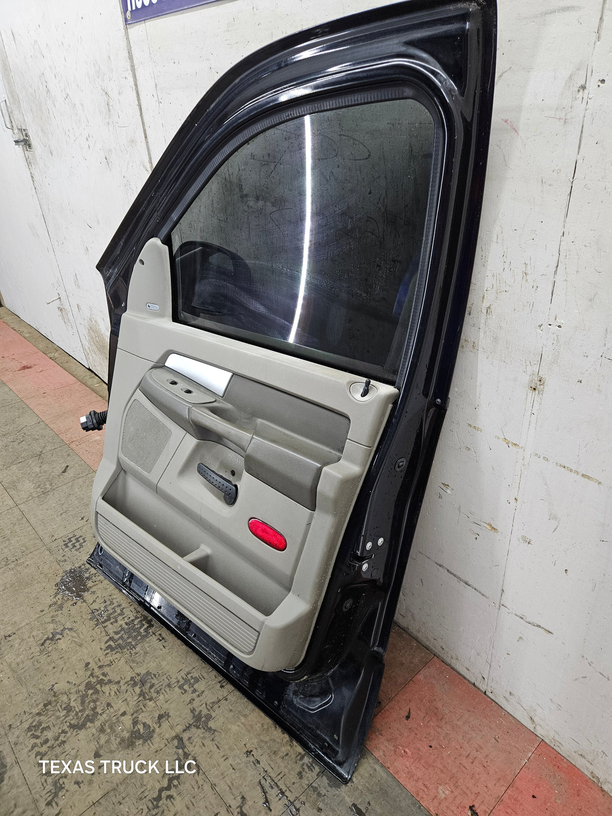 2003-2008 Dodge Ram 3rd Gen Passenger Side Front Quad Cab Crew Cab Door 1500 2500 3500 4500 5500