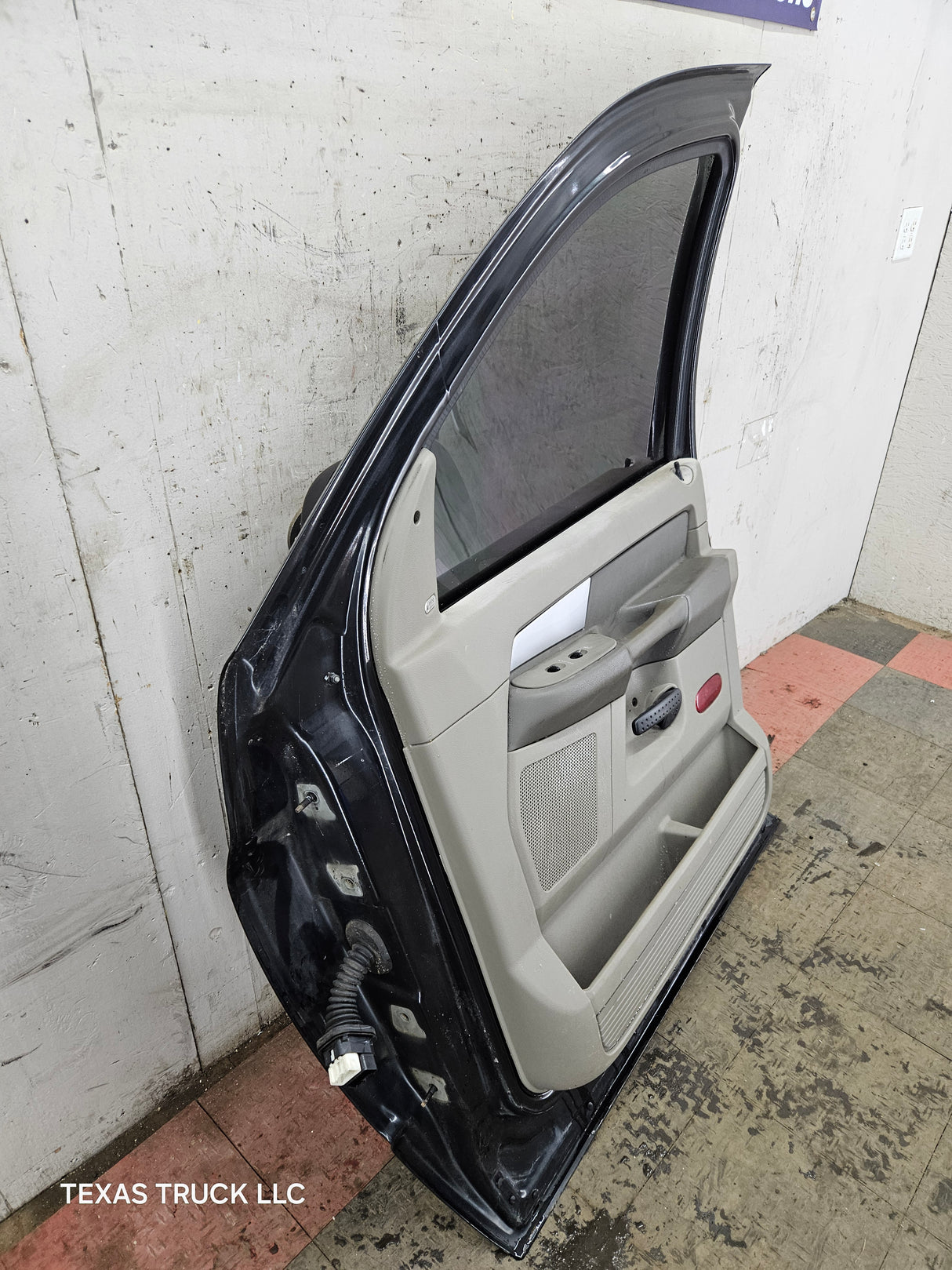 2003-2008 Dodge Ram 3rd Gen Passenger Side Front Quad Cab Crew Cab Door 1500 2500 3500 4500 5500