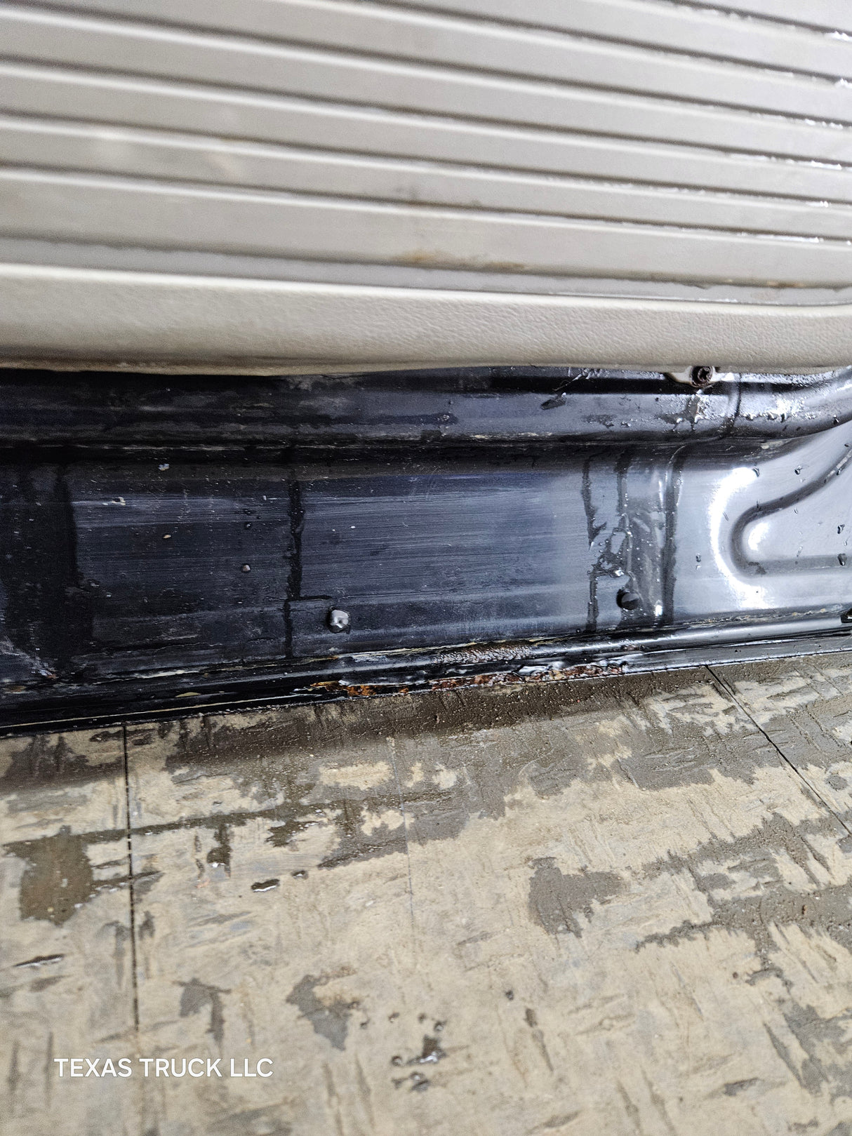 2003-2008 Dodge Ram 3rd Gen Driver Side Front Quad Cab Crew Cab Door 1500 2500 3500 4500 5500 - Black