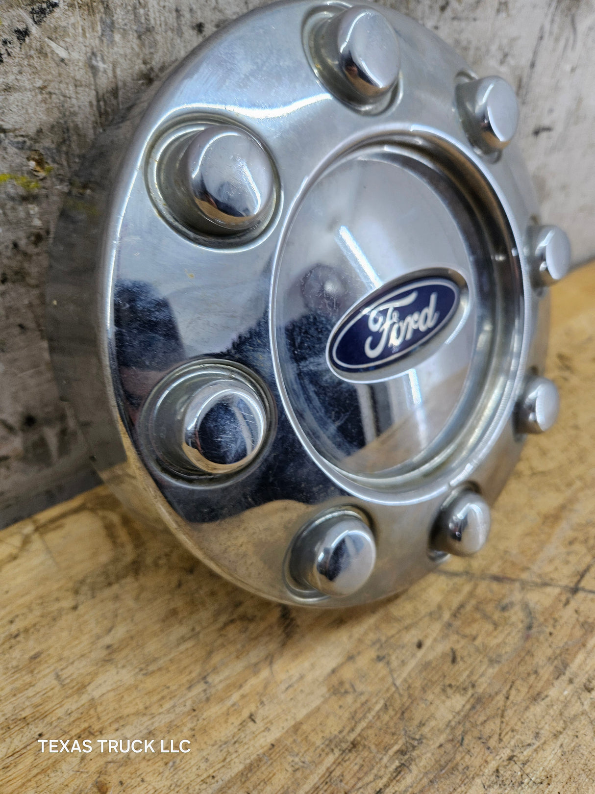 2008-2016 Ford Super Duty F250 F350 Hub Cap Center Cap SINGLE REAR WHEEL 8 LUG 5C34-1A096-KE
