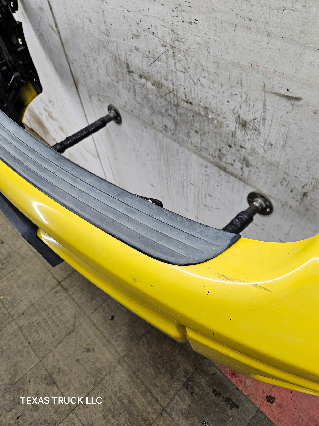 2003-2005 Dodge Ram 1500 2500 3500 3rd Gen Sport Front Bumper - Yellow