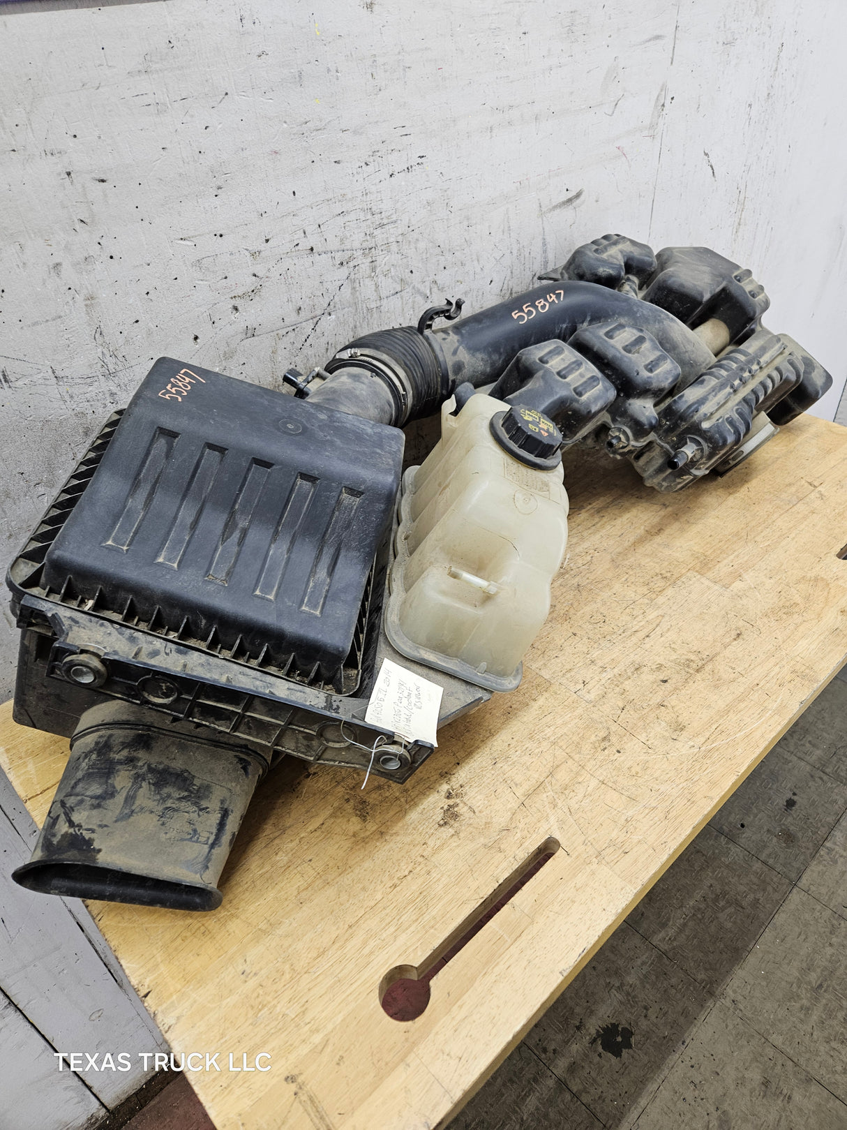 2011-2016 6.2L Air Intake Tube Duct Pipe & Air Filter Intake Box Lid & Coolant Reservoir OEM BC34-9F765-AA Ford Super Duty F250 F350 F450 F550