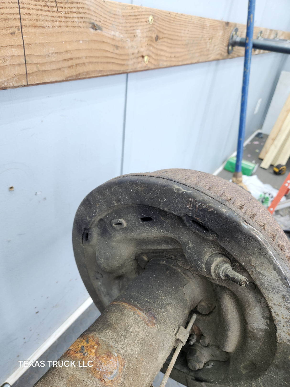 1994-1999 2nd Gen Dodge Ram 3500 Dually 4x4 Rear Axle 4.10 Ratio Cummins Diesel Gas