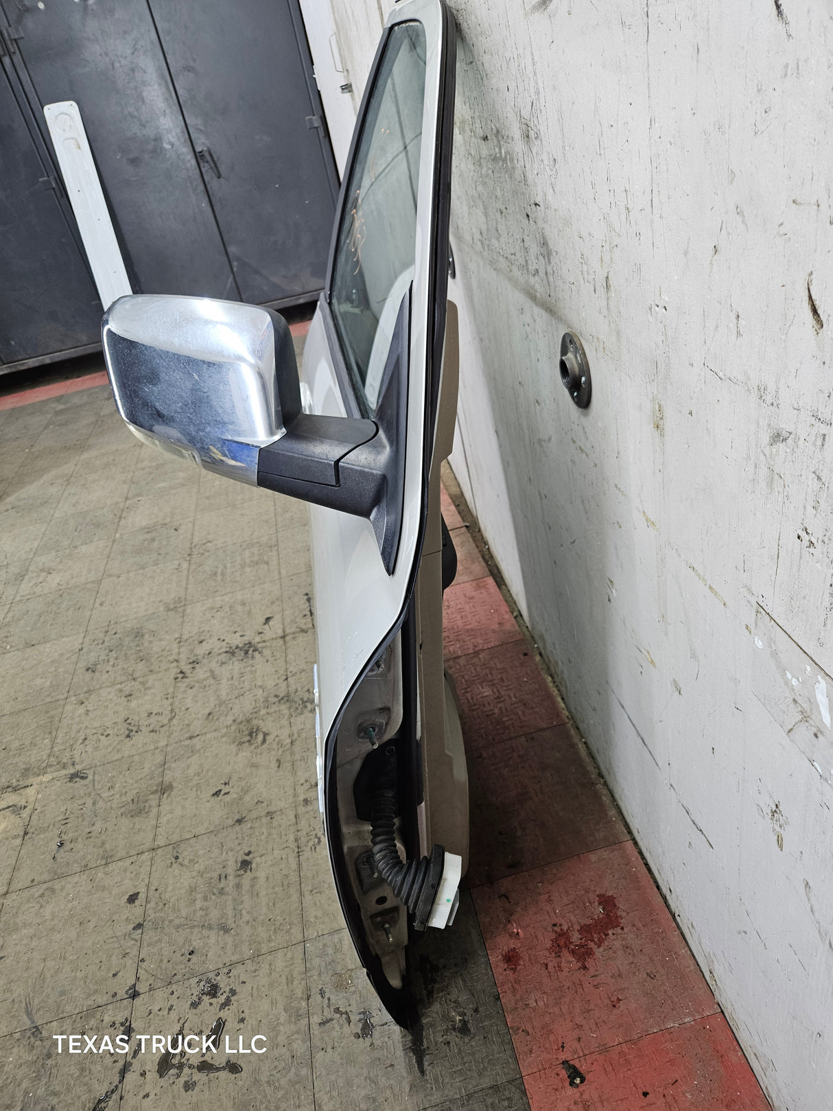 2009-2018 Dodge Ram 4th Gen Passenger Side RH Front Quad Cab Door 1500 2500 3500 4500 5500 - Light Graystone Pearl Coat