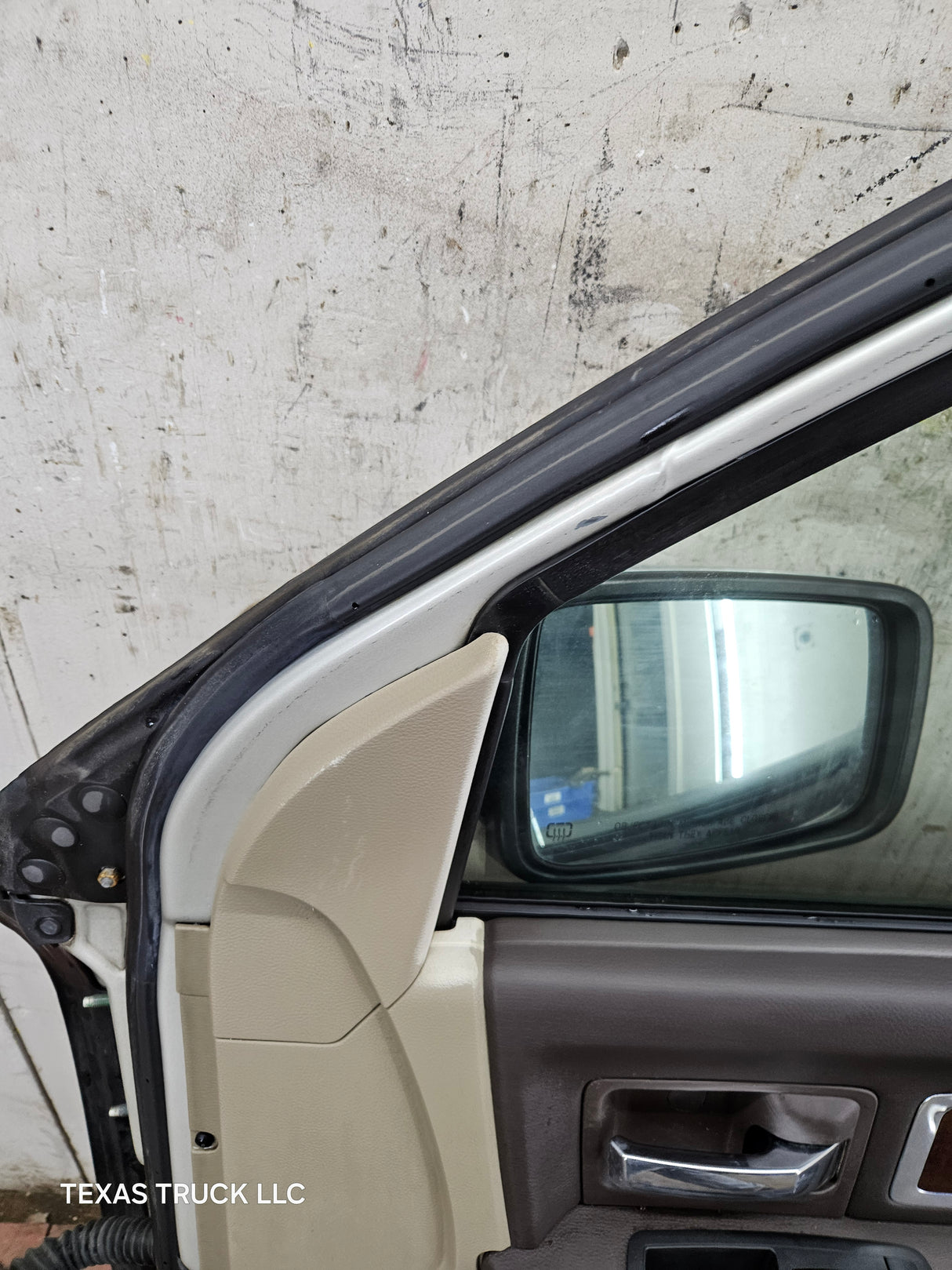 2009-2018 Dodge Ram 4th Gen Passenger Side RH Front Quad Cab Door 1500 2500 3500 4500 5500 - Light Graystone Pearl Coat