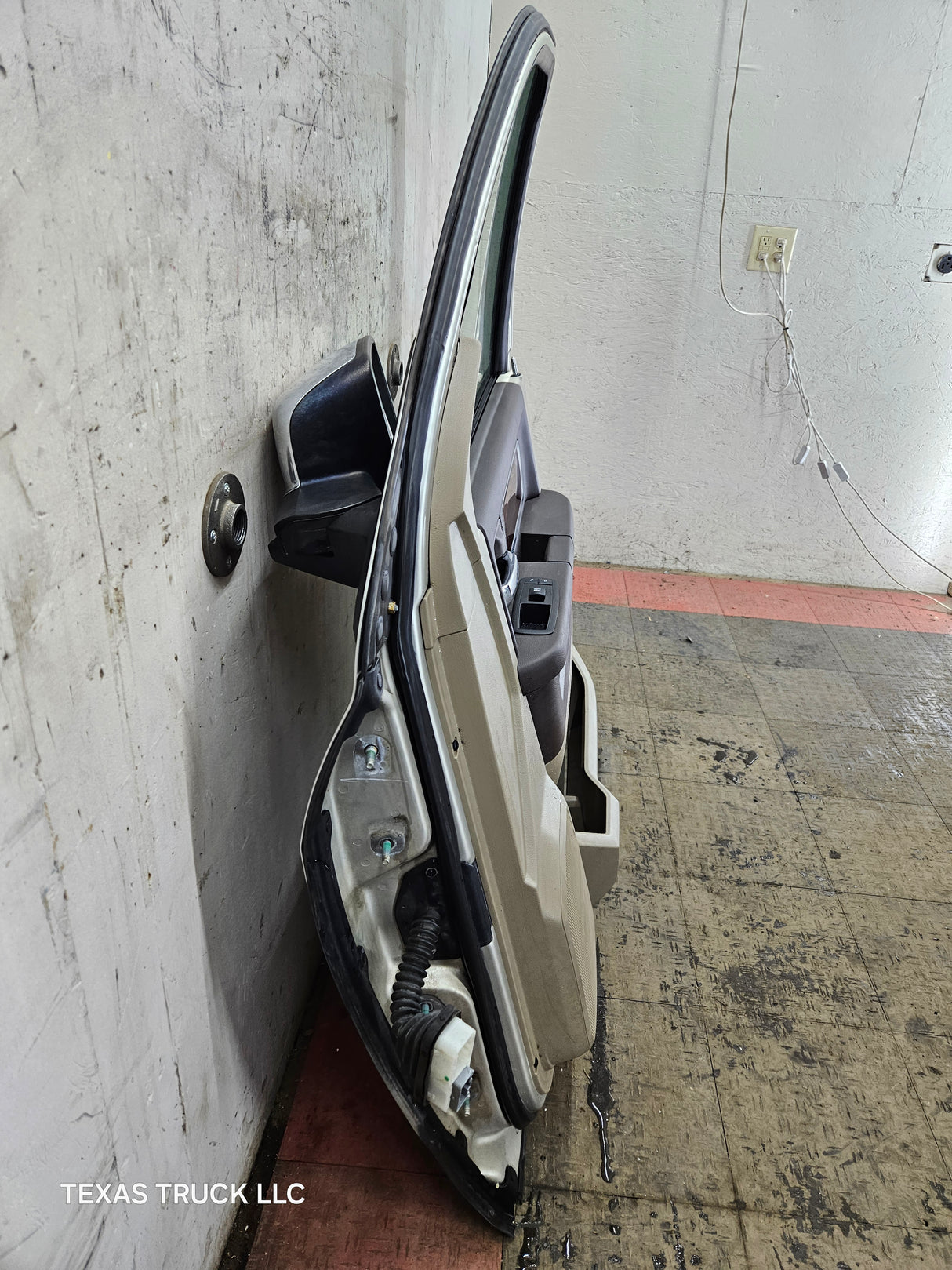 2009-2018 Dodge Ram 4th Gen Passenger Side RH Front Quad Cab Door 1500 2500 3500 4500 5500 - Light Graystone Pearl Coat