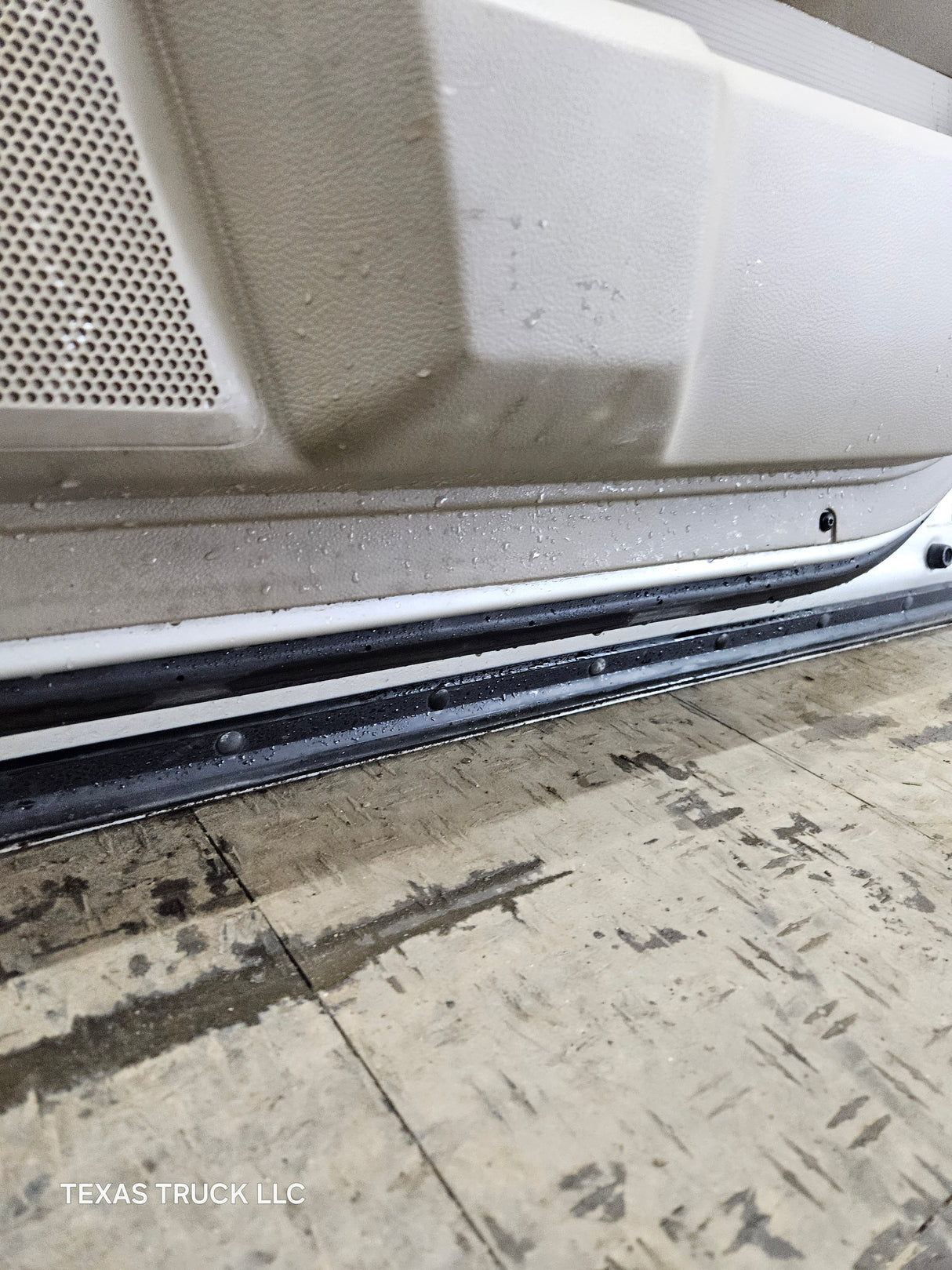 2009-2018 Dodge Ram 4th Gen Passenger Side RH Front Quad Cab Door 1500 2500 3500 4500 5500 - Light Graystone Pearl Coat