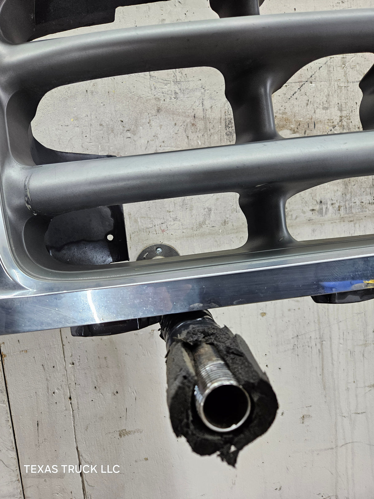 1999-2004 Ford Super Duty Excursion Header Panel / Grill Support & Chrome Grill F250 F350 F450 F550