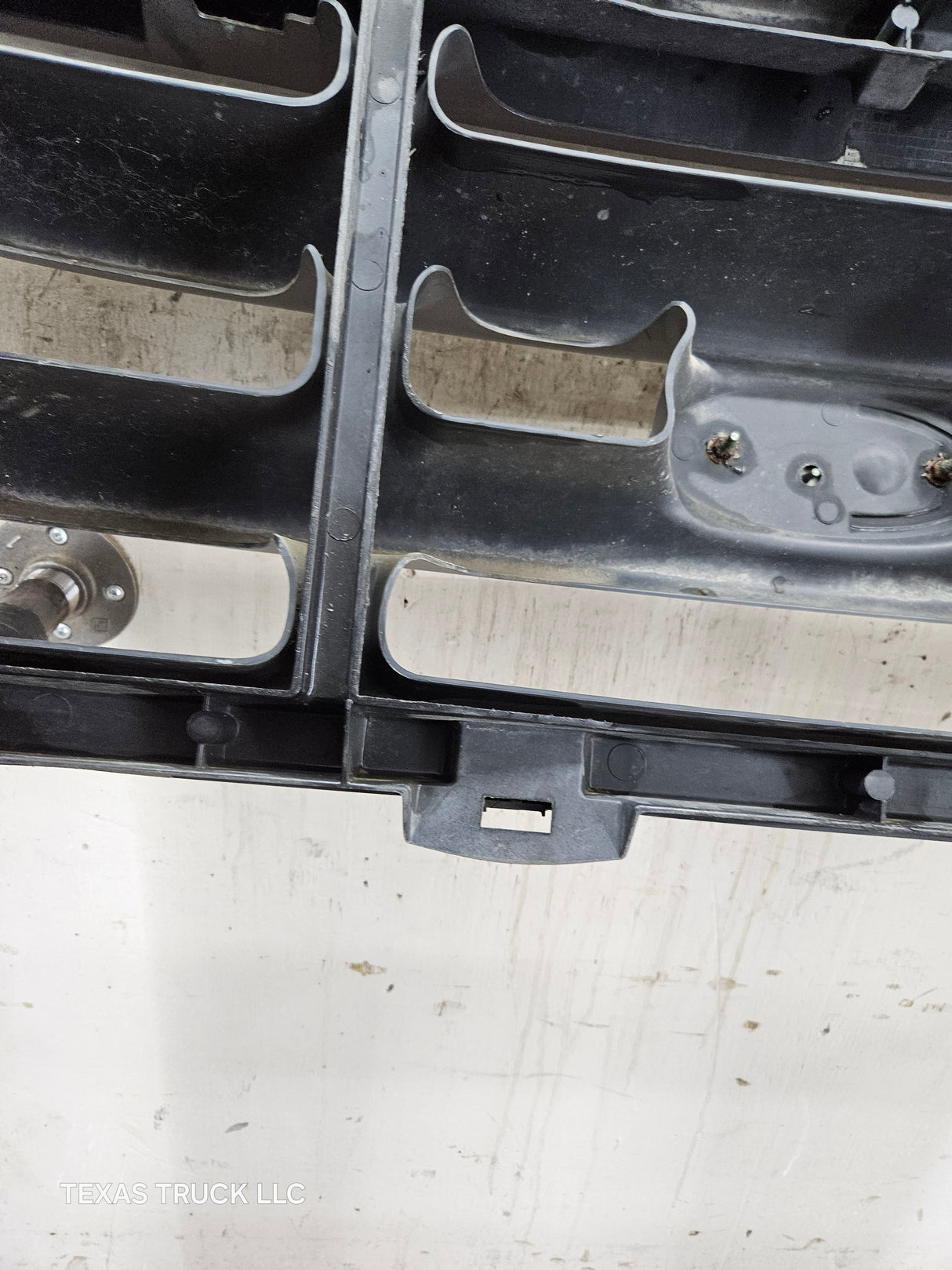 1999-2004 Ford Super Duty Excursion Header Panel / Grill Support & Chrome Grill F250 F350 F450 F550