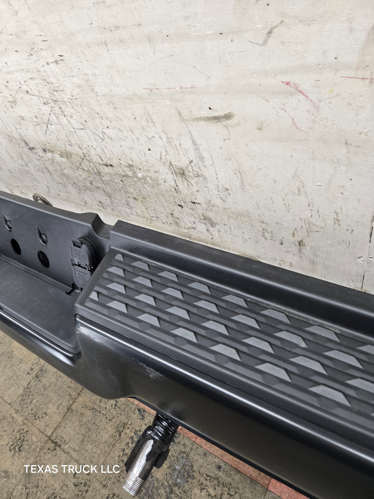 2019-2025 Dodge Ram 2500 3500 5th Gen Rear Bumper
