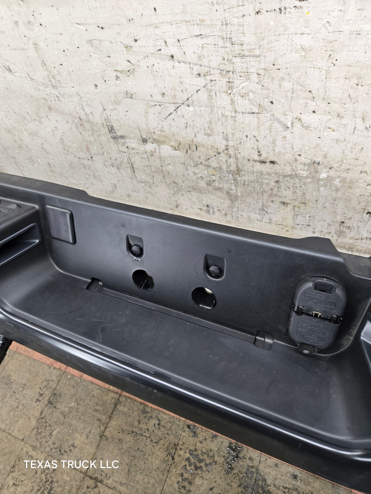 2019-2025 Dodge Ram 2500 3500 5th Gen Rear Bumper