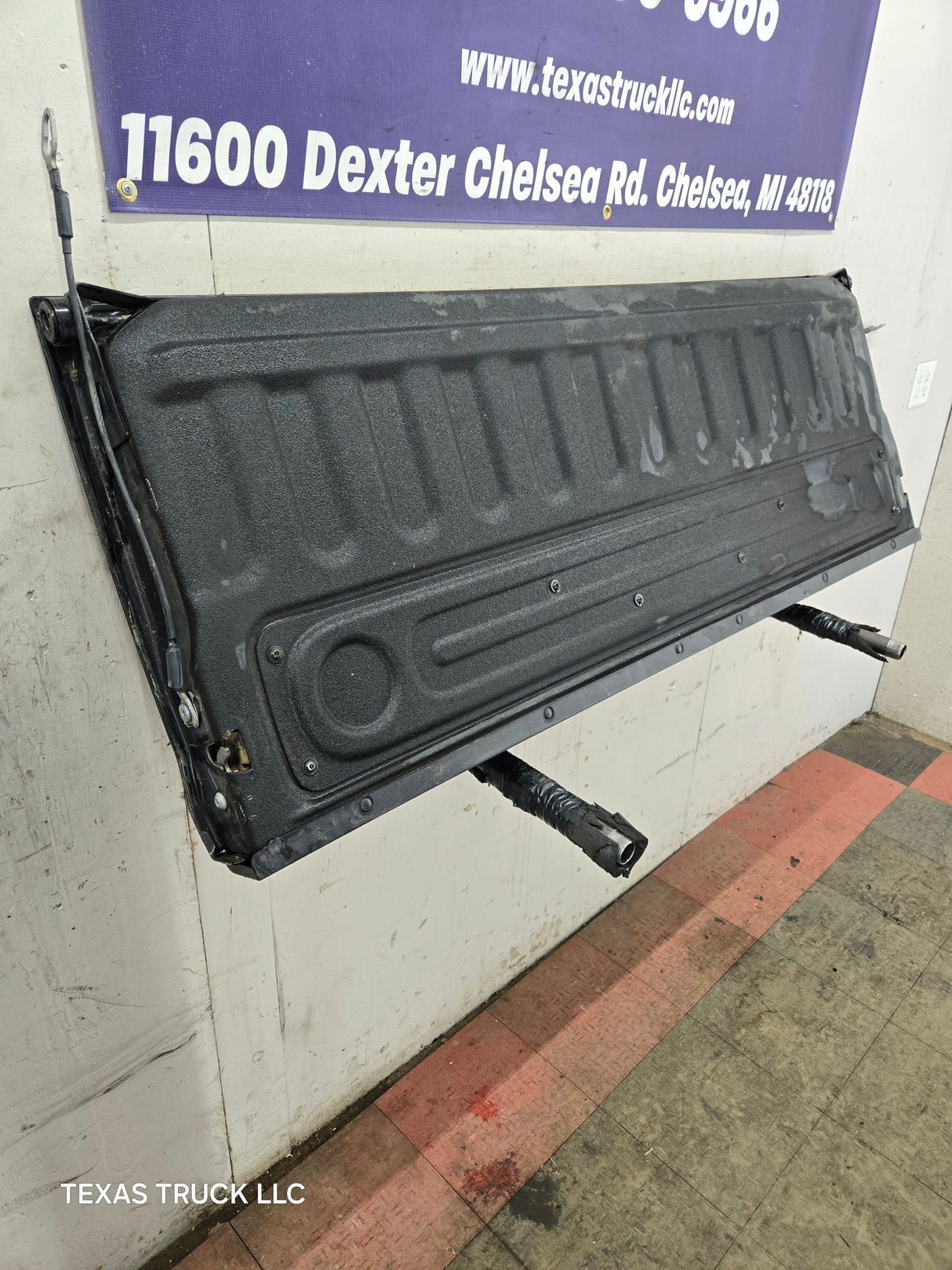 2009-2018 Dodge Ram 4th Gen 1500 2500 3500 Tailgate - Black