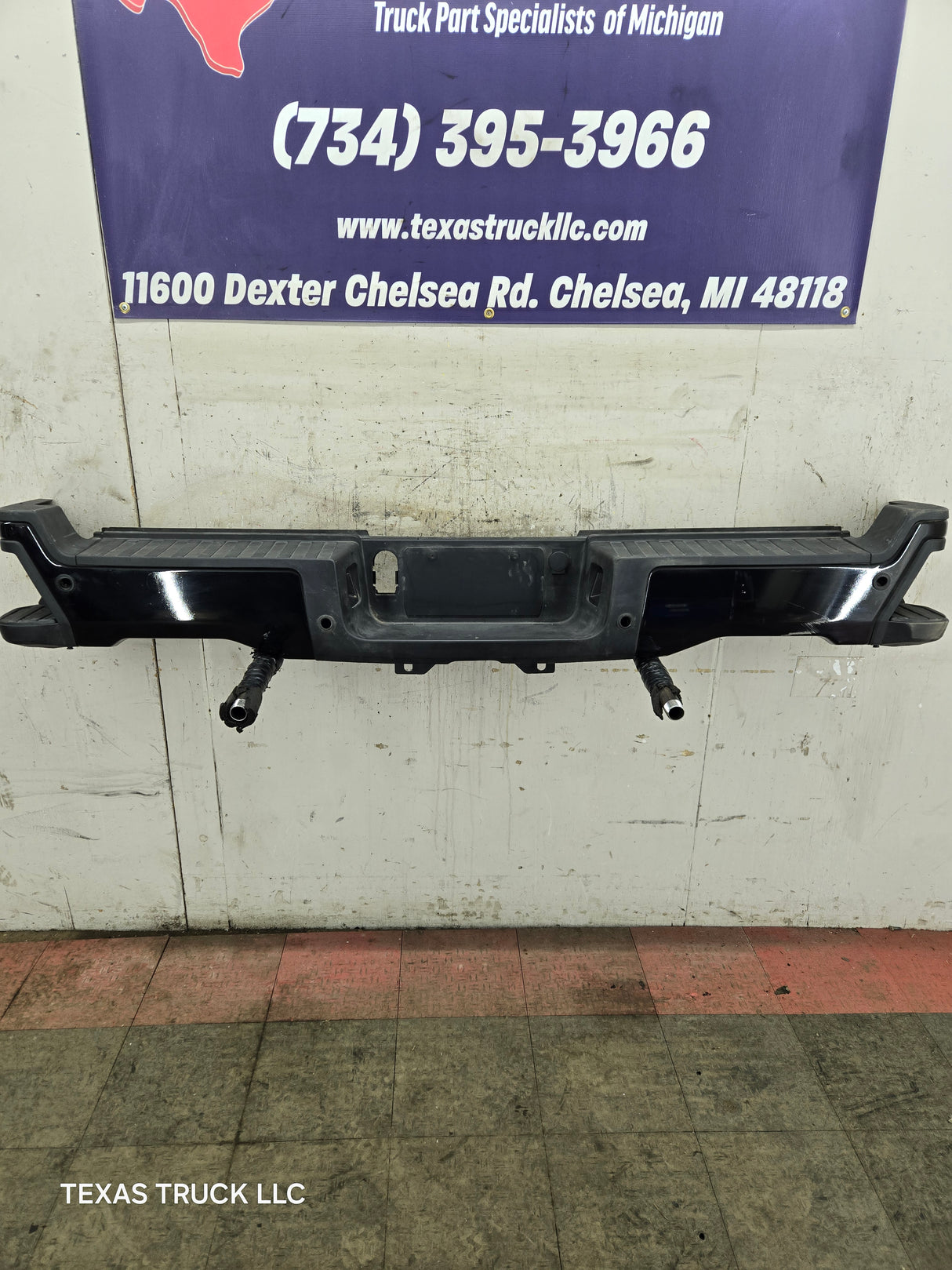 2023-2026 Ford Super Duty Rear Bumper With Sensor Holes F250 F350 F450 F550 - Black