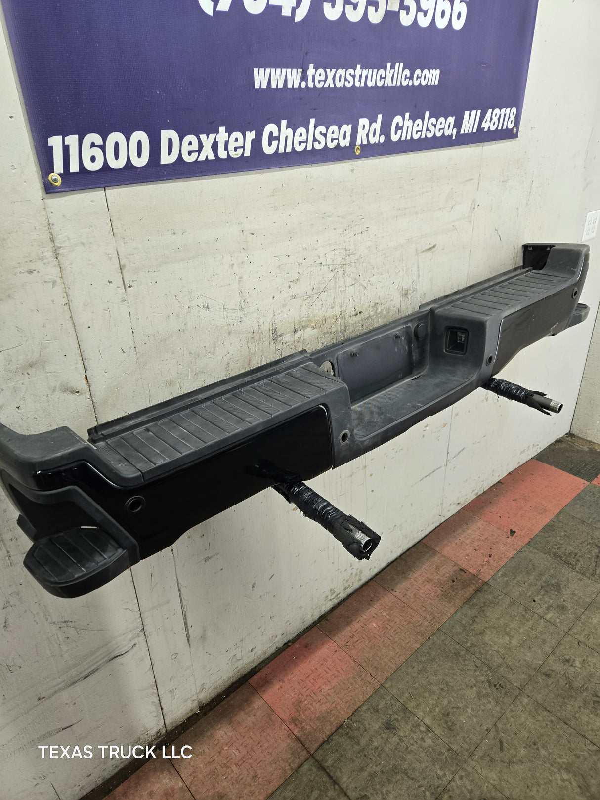 2023-2026 Ford Super Duty Rear Bumper With Sensor Holes F250 F350 F450 F550 - Black