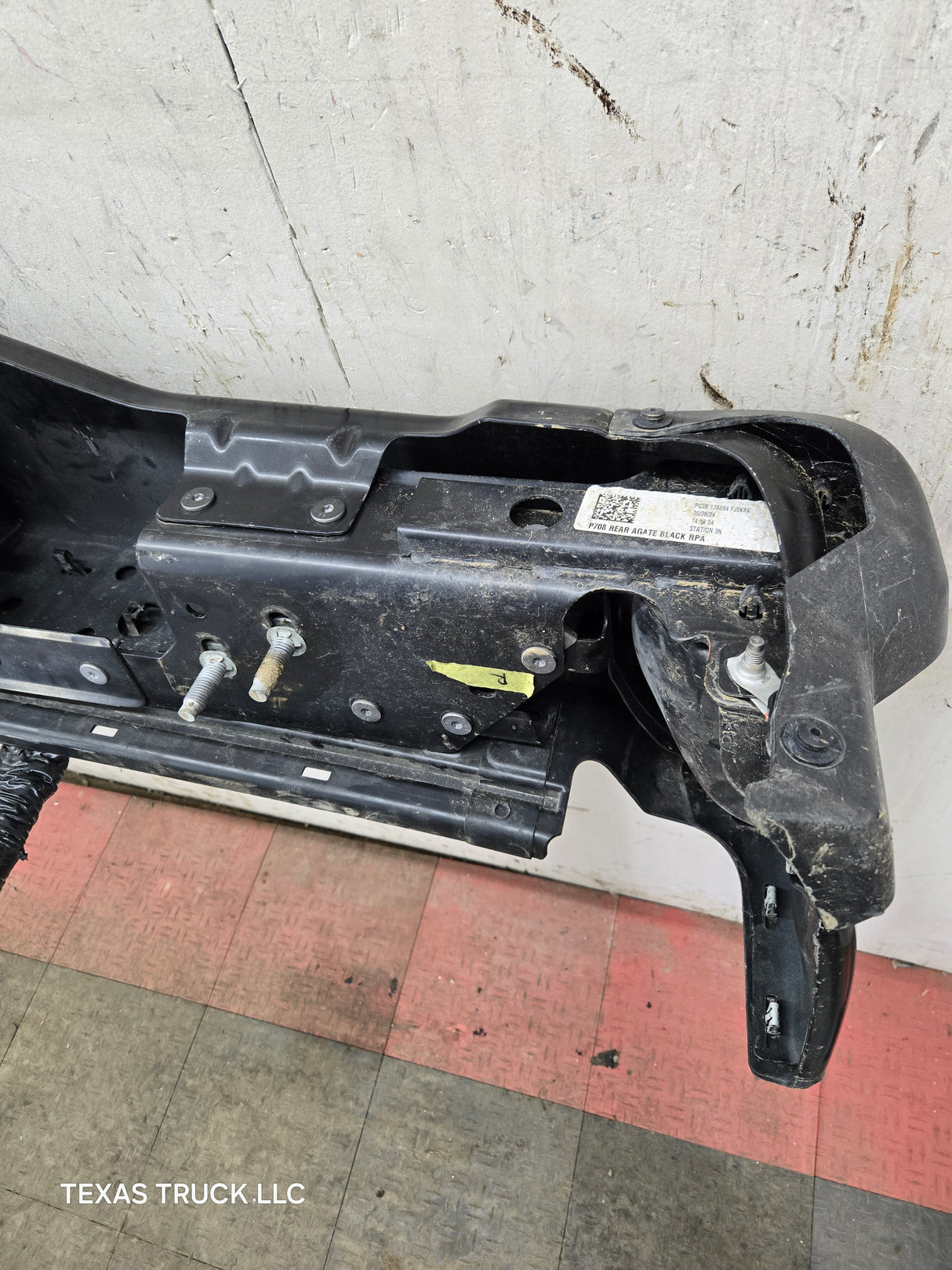 2023-2026 Ford Super Duty Rear Bumper With Sensor Holes F250 F350 F450 F550 - Black