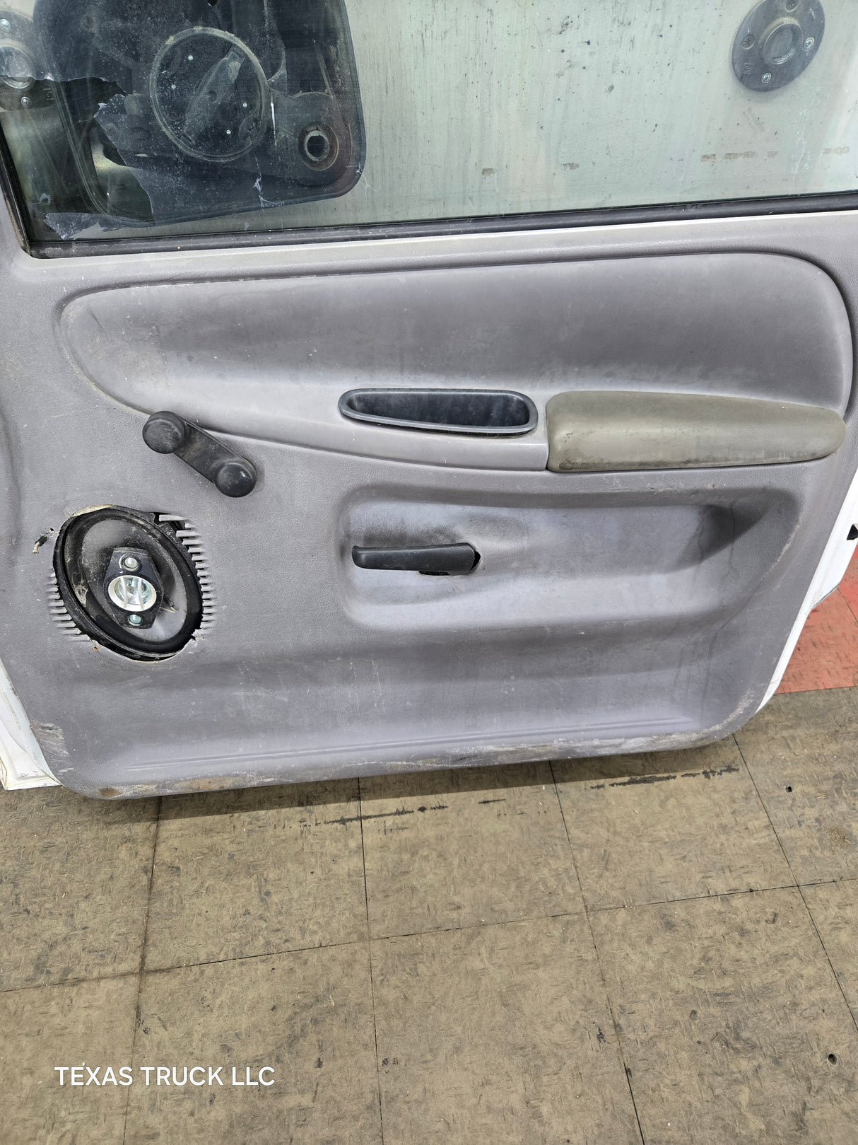 1994-2002 Dodge Ram 2nd Gen Passenger Front Extended Cab Door 1500 2500 3500 - White