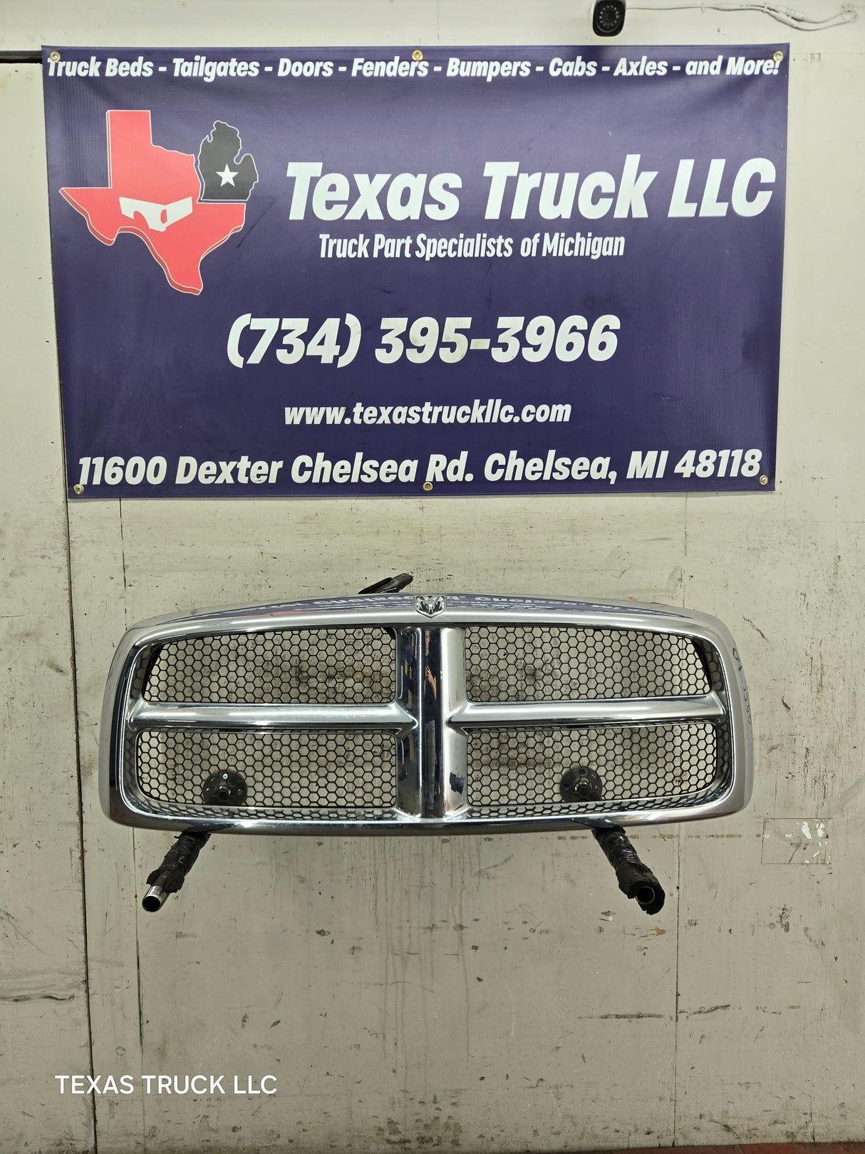 2002-2005 Dodge Ram 3rd Gen 1500 2500 3500 Chrome Grill