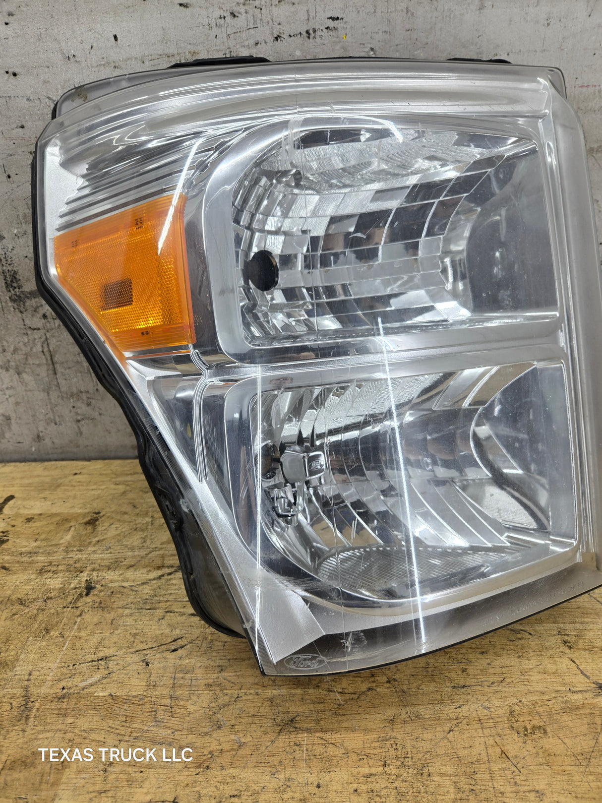 2011-2016 Ford Super Duty F250 F350 F450 F550 RH Passenger Side Headlight 6.7L Power Stroke 6.2L BC34-13005-A