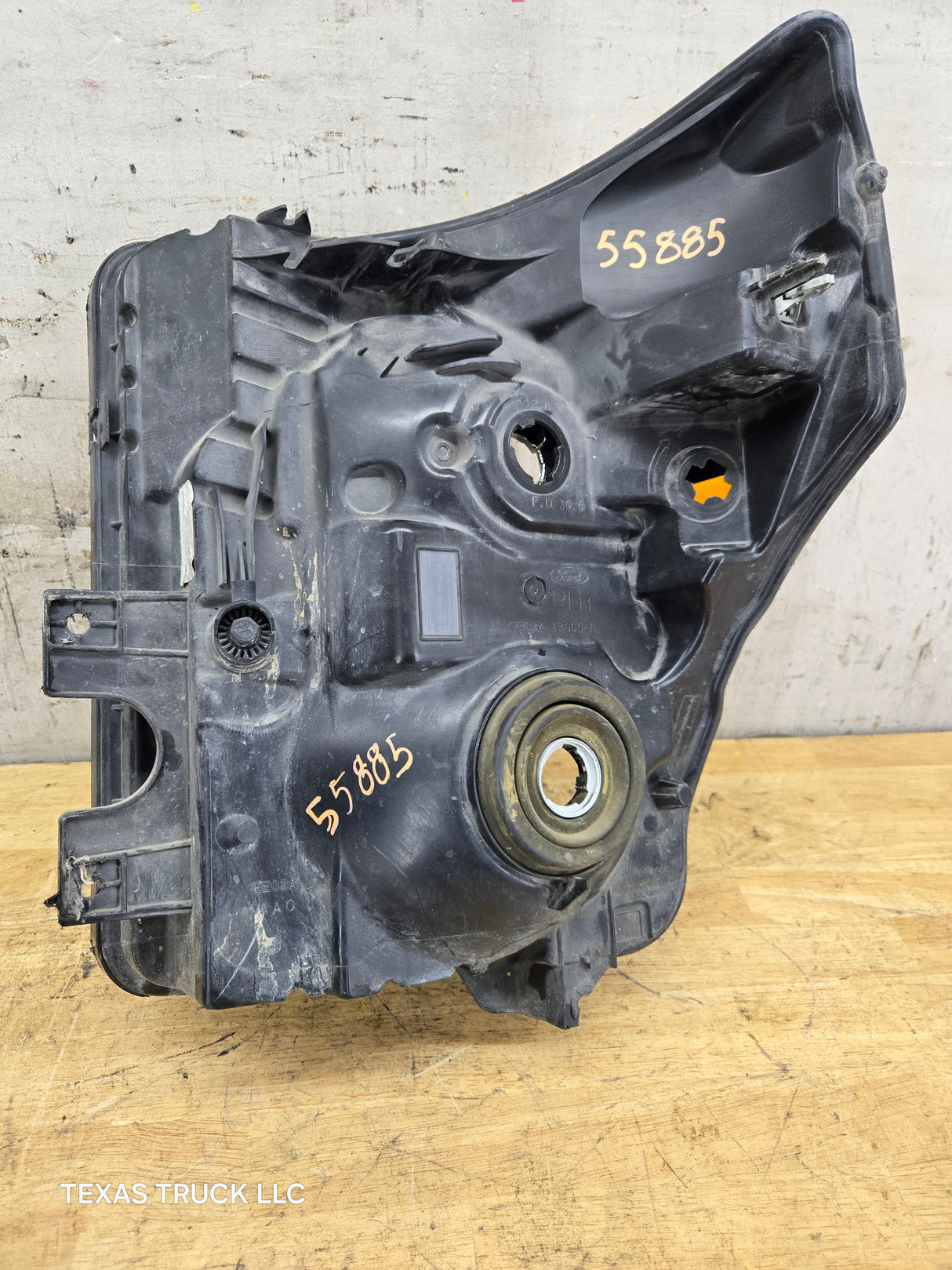 2011-2016 Ford Super Duty F250 F350 F450 F550 RH Passenger Side Headlight 6.7L Power Stroke 6.2L BC34-13005-A