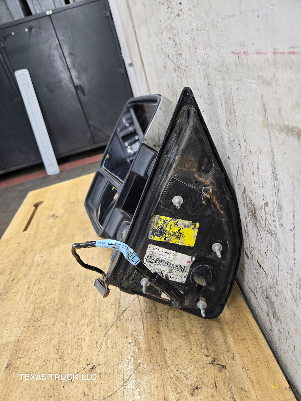 2008-2016 Ford Super Duty F250 F350 F450 F550 LH Driver Side Power Fold & Telescope Heated Towing Mirror OEM