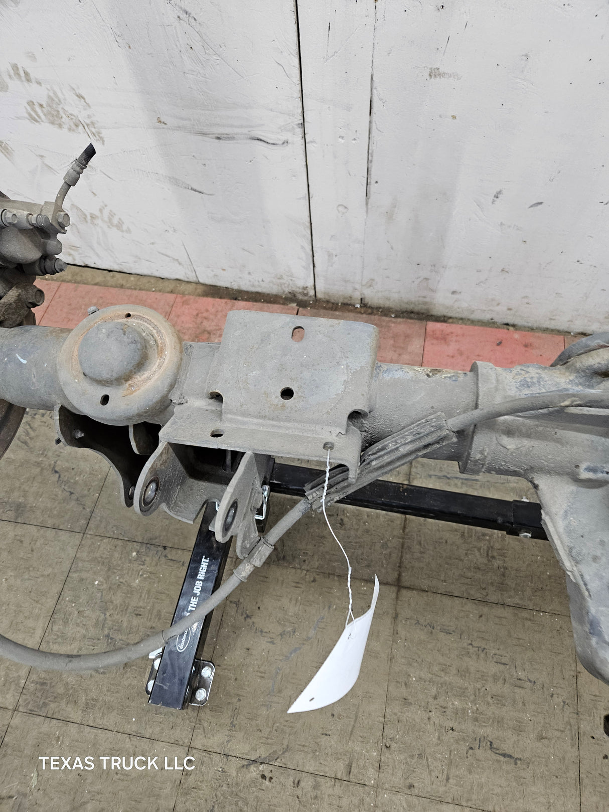 2009-2010 Dodge Ram 1500 3.55 9.25" Ratio OEM Rear Axle Rear End 4th Gen 4x4