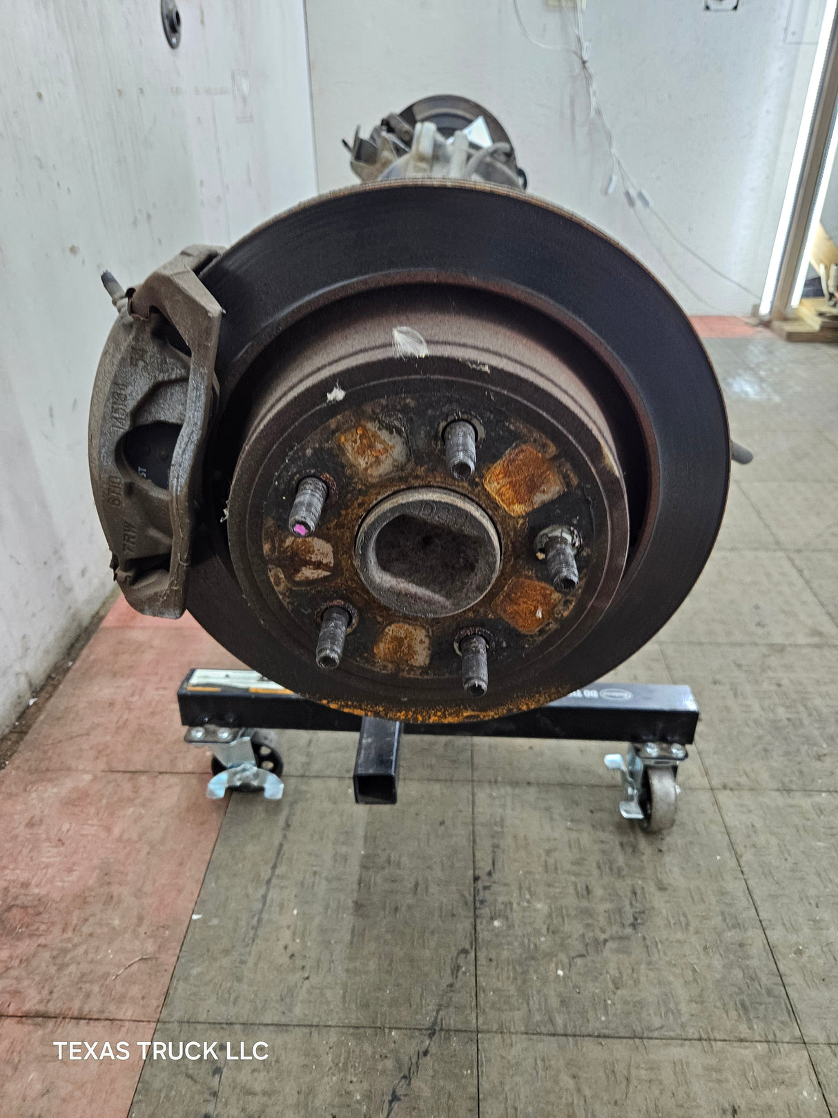 2009-2010 Dodge Ram 1500 3.55 9.25" Ratio OEM Rear Axle Rear End 4th Gen 4x4