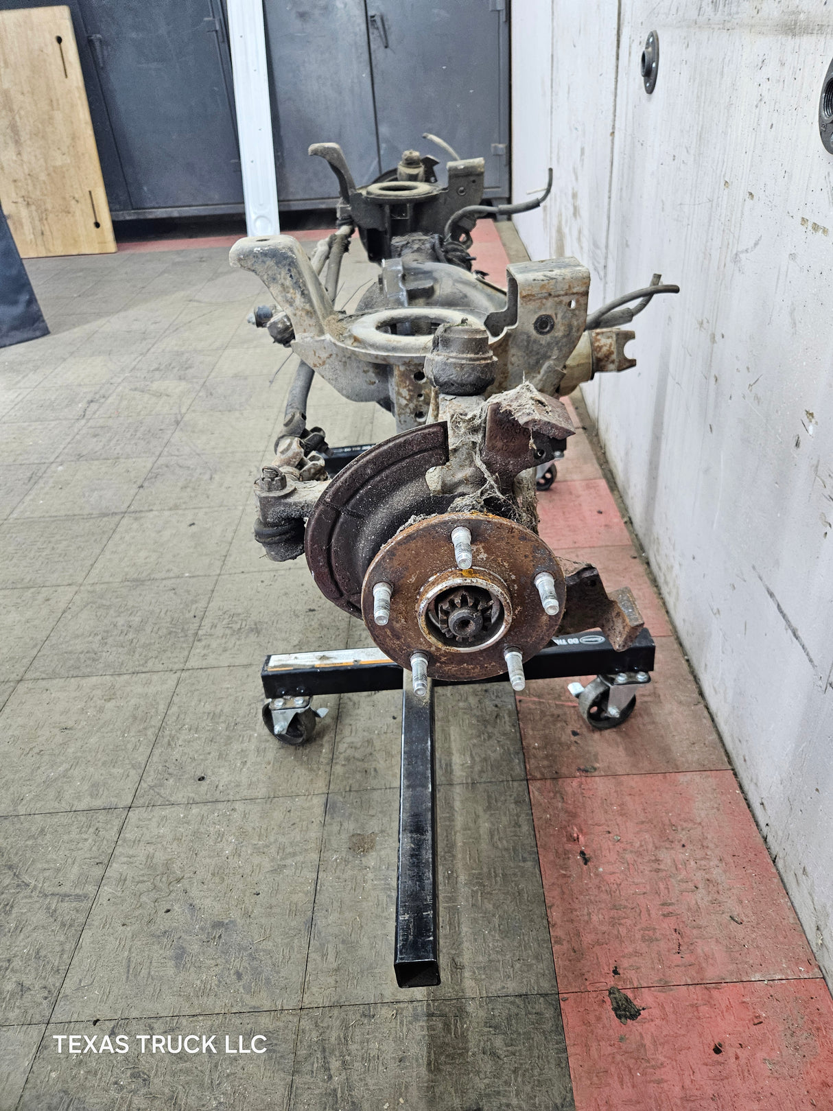 1996-1997 Dodge Ram 1500 4wd 3.55 Front Axle Assembly Beam Assembly