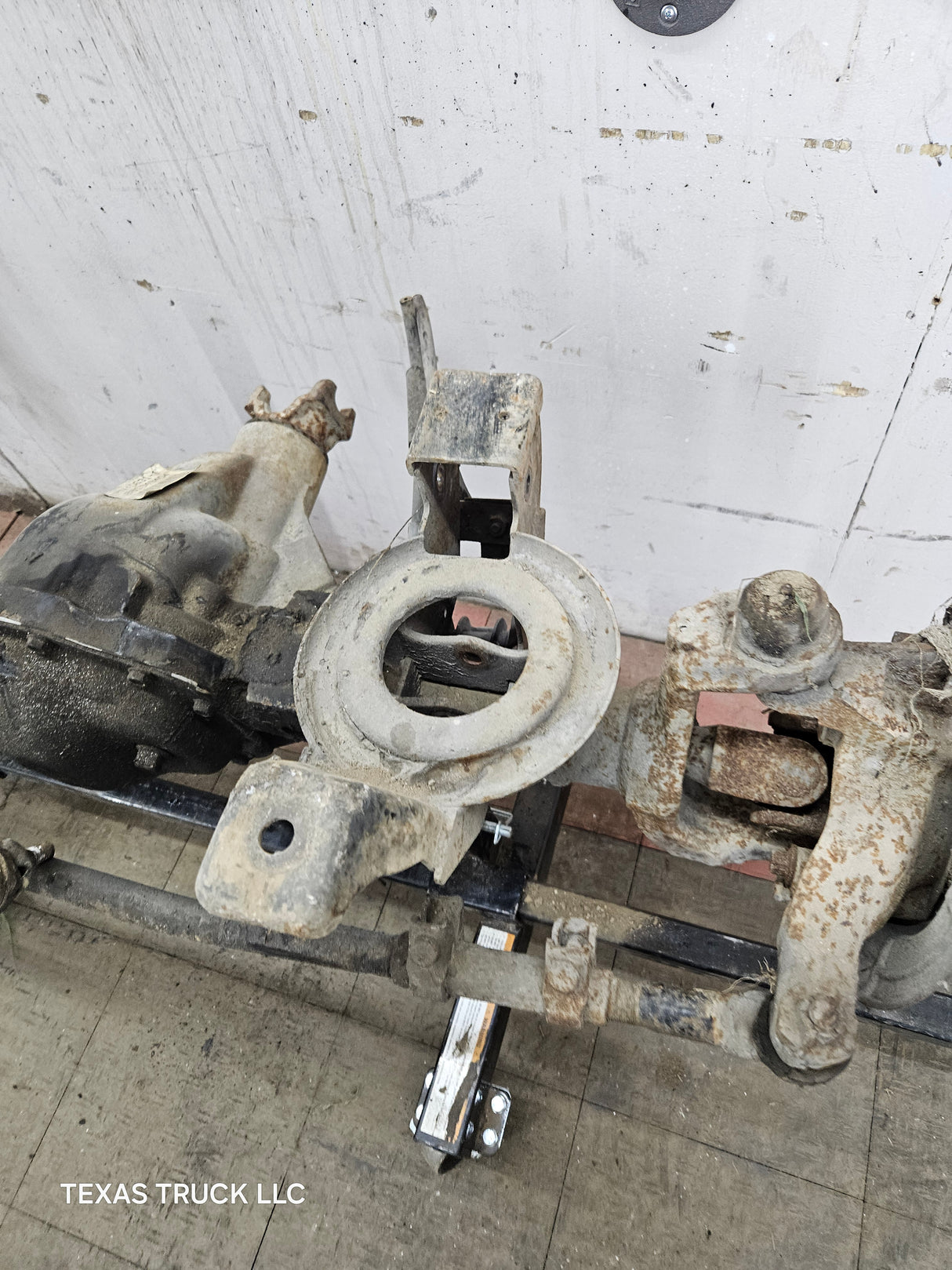 1996-1997 Dodge Ram 1500 4wd 3.55 Front Axle Assembly Beam Assembly