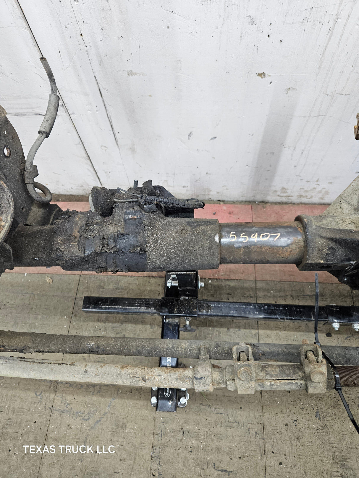 1996-1997 Dodge Ram 1500 4wd 3.55 Front Axle Assembly Beam Assembly