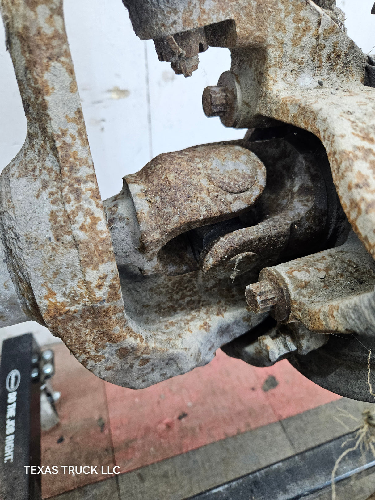 1996-1997 Dodge Ram 1500 4wd 3.55 Front Axle Assembly Beam Assembly