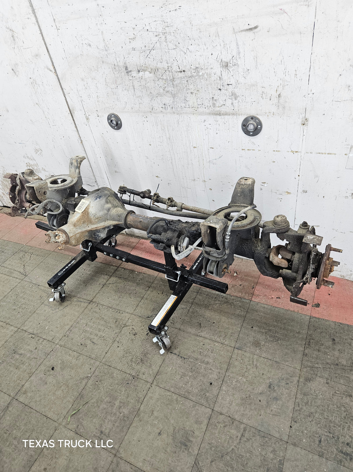 1996-1997 Dodge Ram 1500 4wd 3.55 Front Axle Assembly Beam Assembly