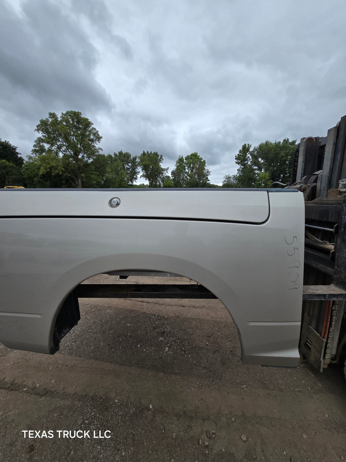 2009-2018 Dodge Ram 4th gen 1500 5' 7" Short Truck Bed "Rambox" Ram Box - Light Graystone Pearl Coat