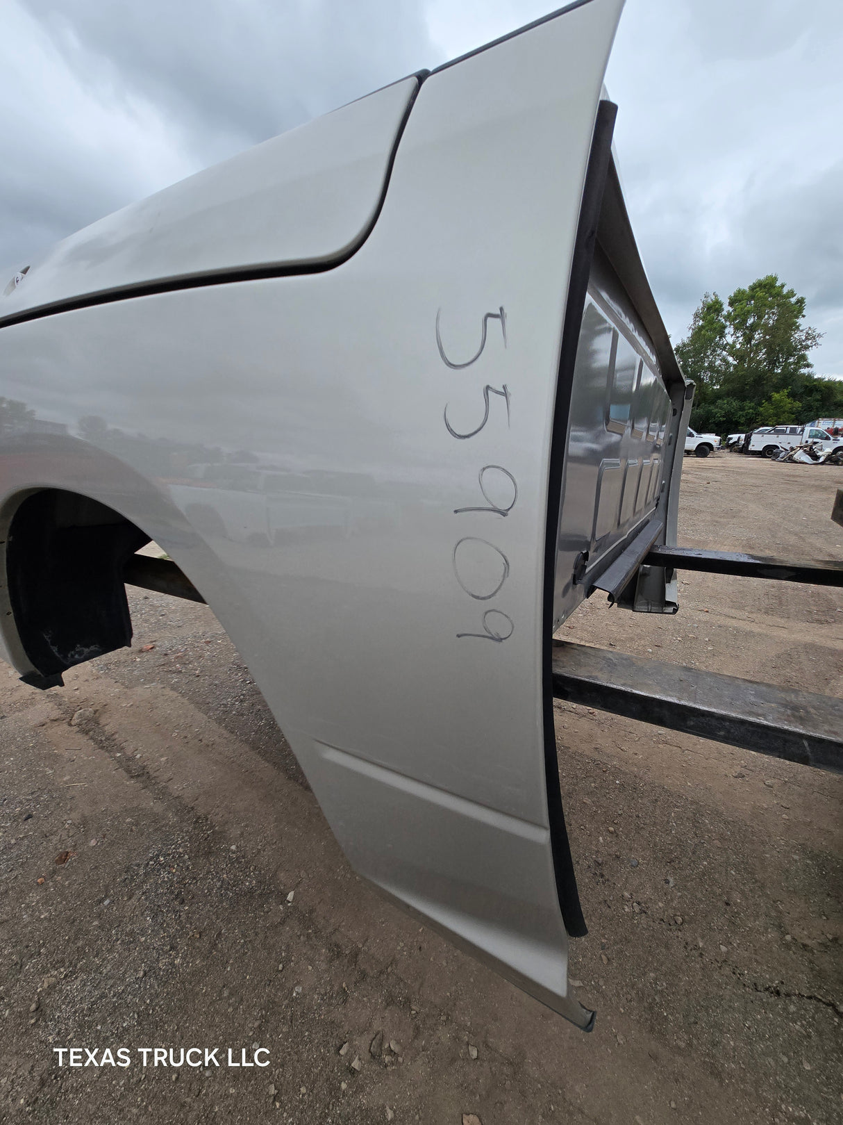 2009-2018 Dodge Ram 4th gen 1500 5' 7" Short Truck Bed "Rambox" Ram Box - Light Graystone Pearl Coat