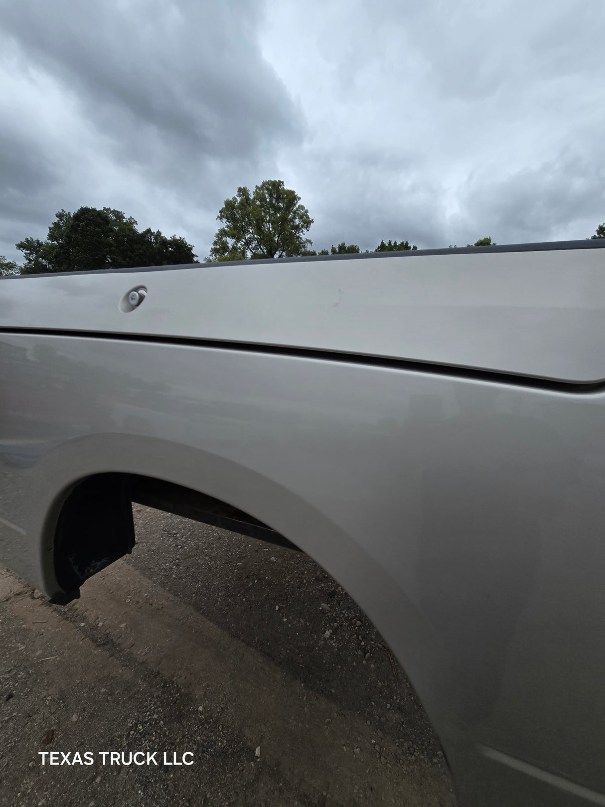 2009-2018 Dodge Ram 4th gen 1500 5' 7" Short Truck Bed "Rambox" Ram Box - Light Graystone Pearl Coat