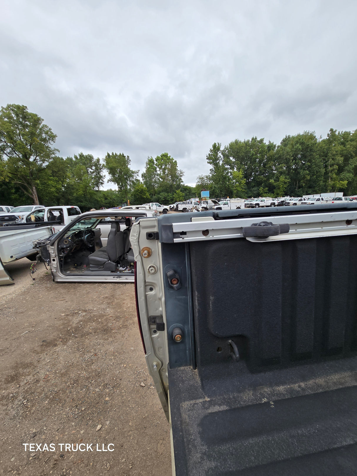 2009-2018 Dodge Ram 4th gen 1500 5' 7" Short Truck Bed "Rambox" Ram Box - Light Graystone Pearl Coat