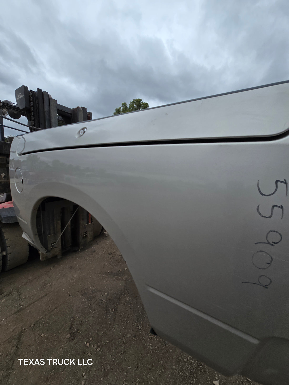 2009-2018 Dodge Ram 4th gen 1500 5' 7" Short Truck Bed "Rambox" Ram Box - Light Graystone Pearl Coat