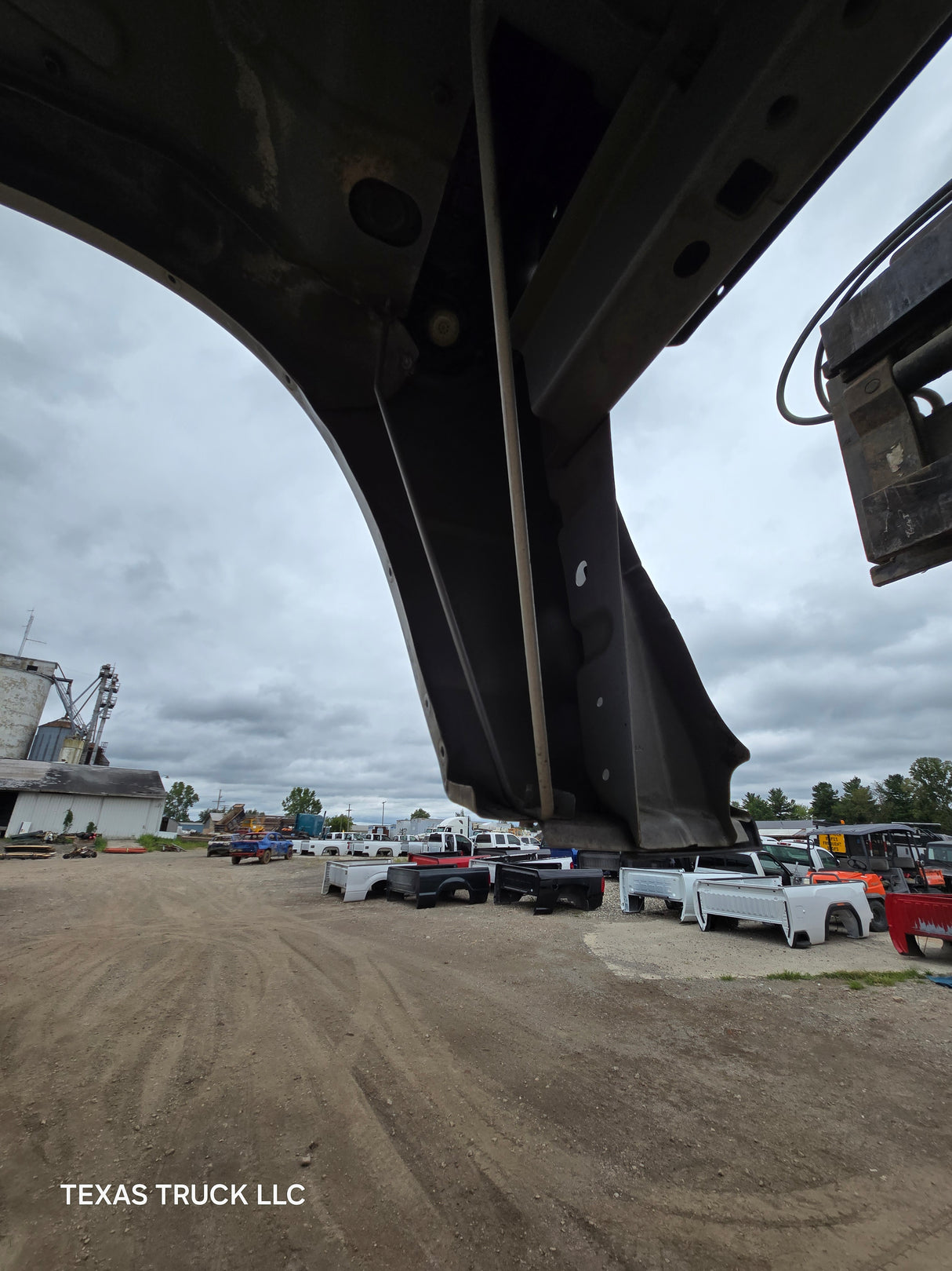 2009-2018 Dodge Ram 4th gen 1500 5' 7" Short Truck Bed "Rambox" Ram Box - Light Graystone Pearl Coat