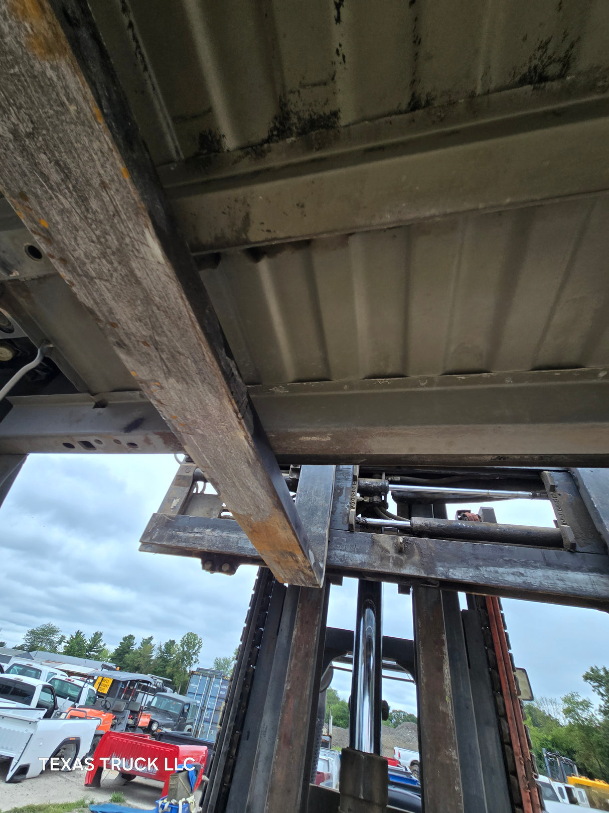 2009-2018 Dodge Ram 4th gen 1500 5' 7" Short Truck Bed "Rambox" Ram Box - Light Graystone Pearl Coat