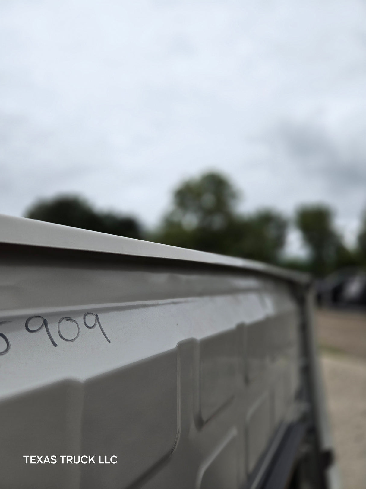 2009-2018 Dodge Ram 4th gen 1500 5' 7" Short Truck Bed "Rambox" Ram Box - Light Graystone Pearl Coat