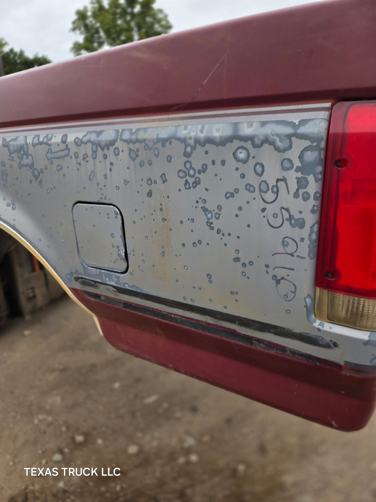 1987-1997 Ford F150 F250 F350 OBS 6' 9" Short Truck Bed