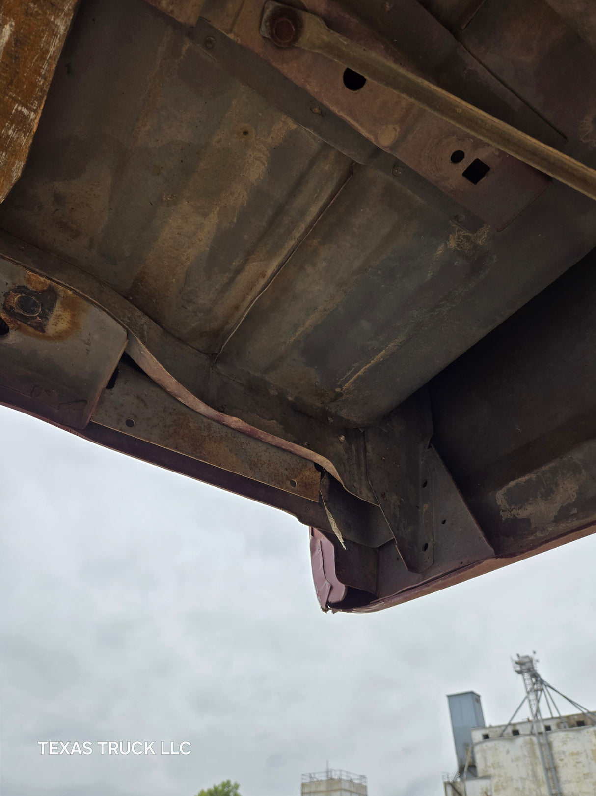 1987-1997 Ford F150 F250 F350 OBS 6' 9" Short Truck Bed