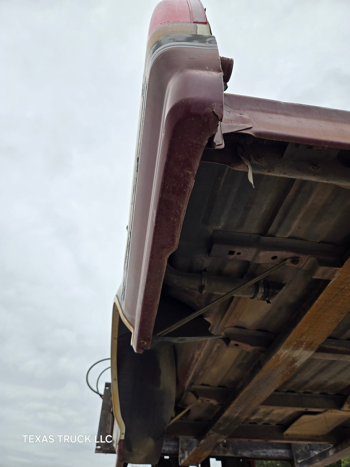1987-1997 Ford F150 F250 F350 OBS 6' 9" Short Truck Bed
