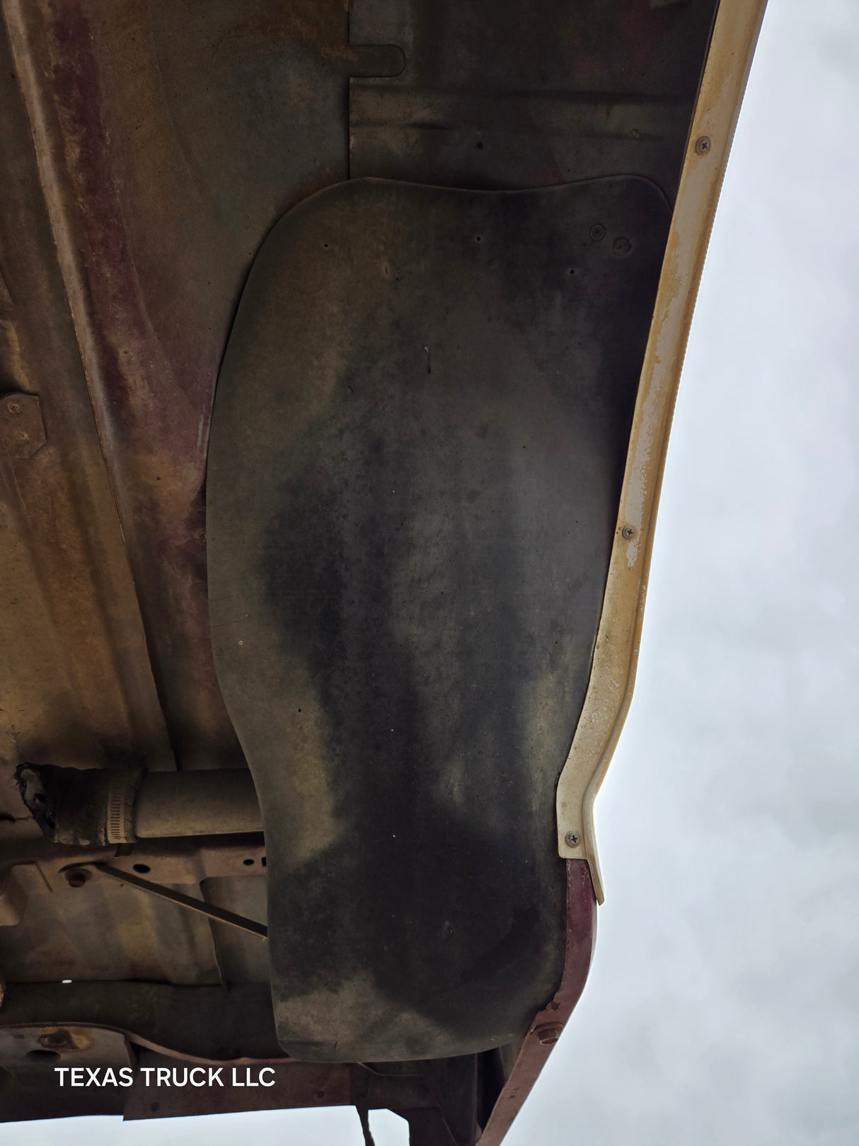 1987-1997 Ford F150 F250 F350 OBS 6' 9" Short Truck Bed